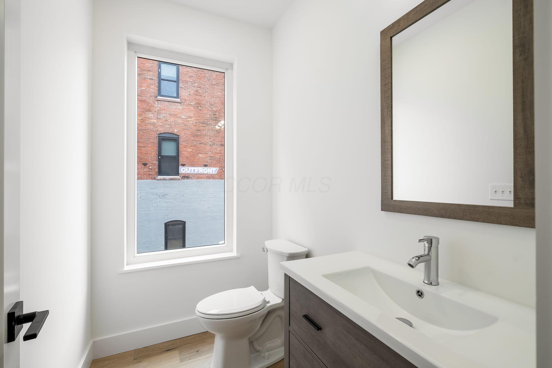 106 E Lafayette Street Property Photo 10