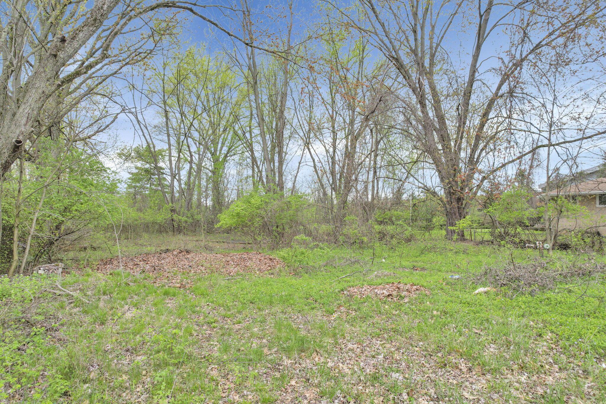 2423 Stelzer Road Property Photo 5