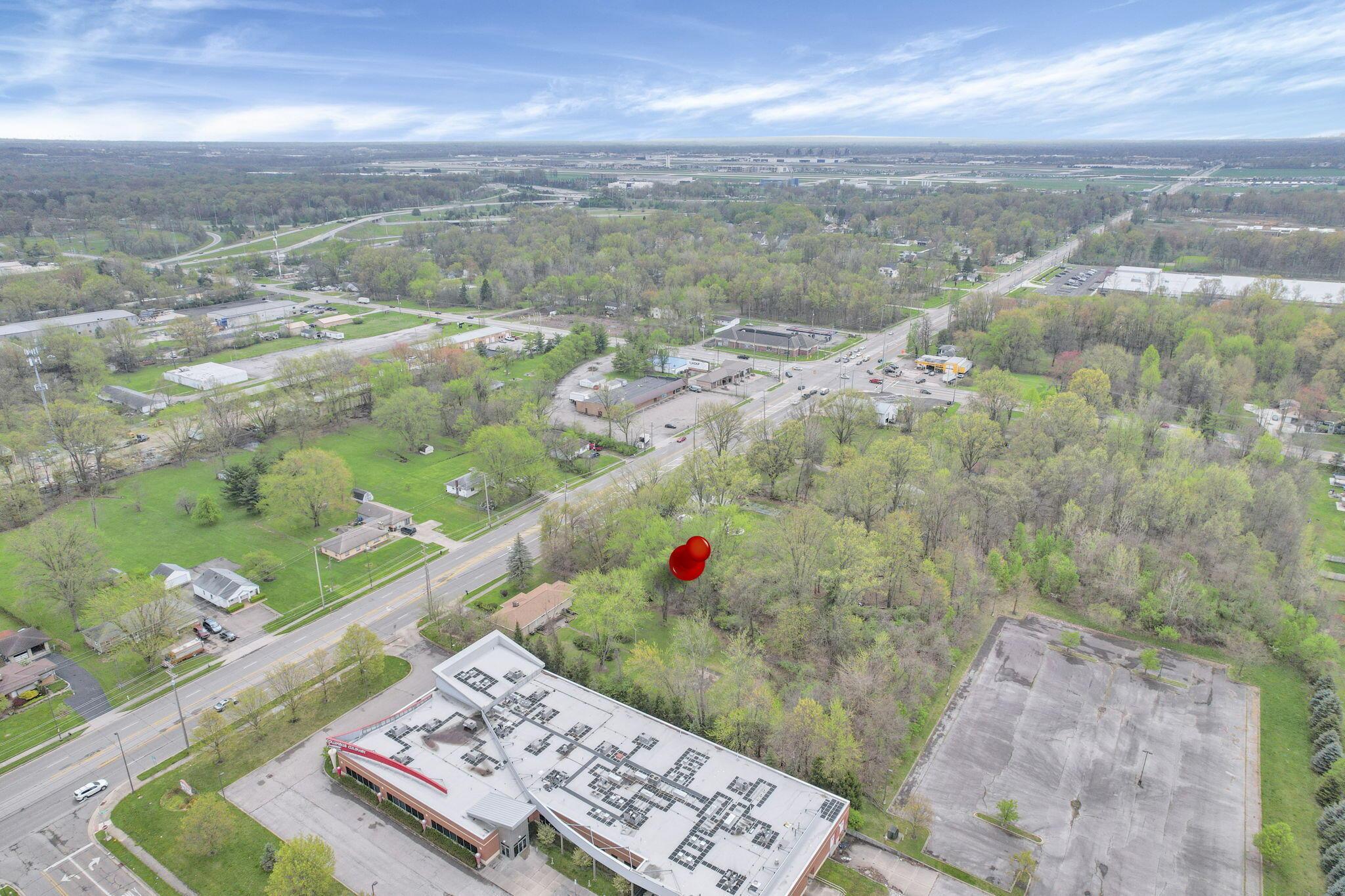2423 Stelzer Road Property Photo 13