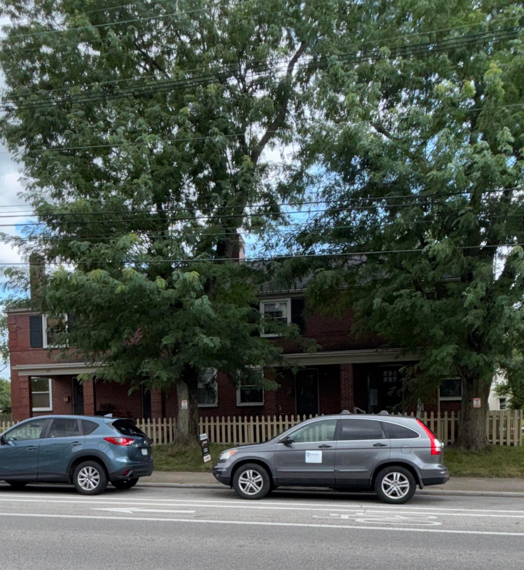 109 E Arcadia Avenue Property Photo 14