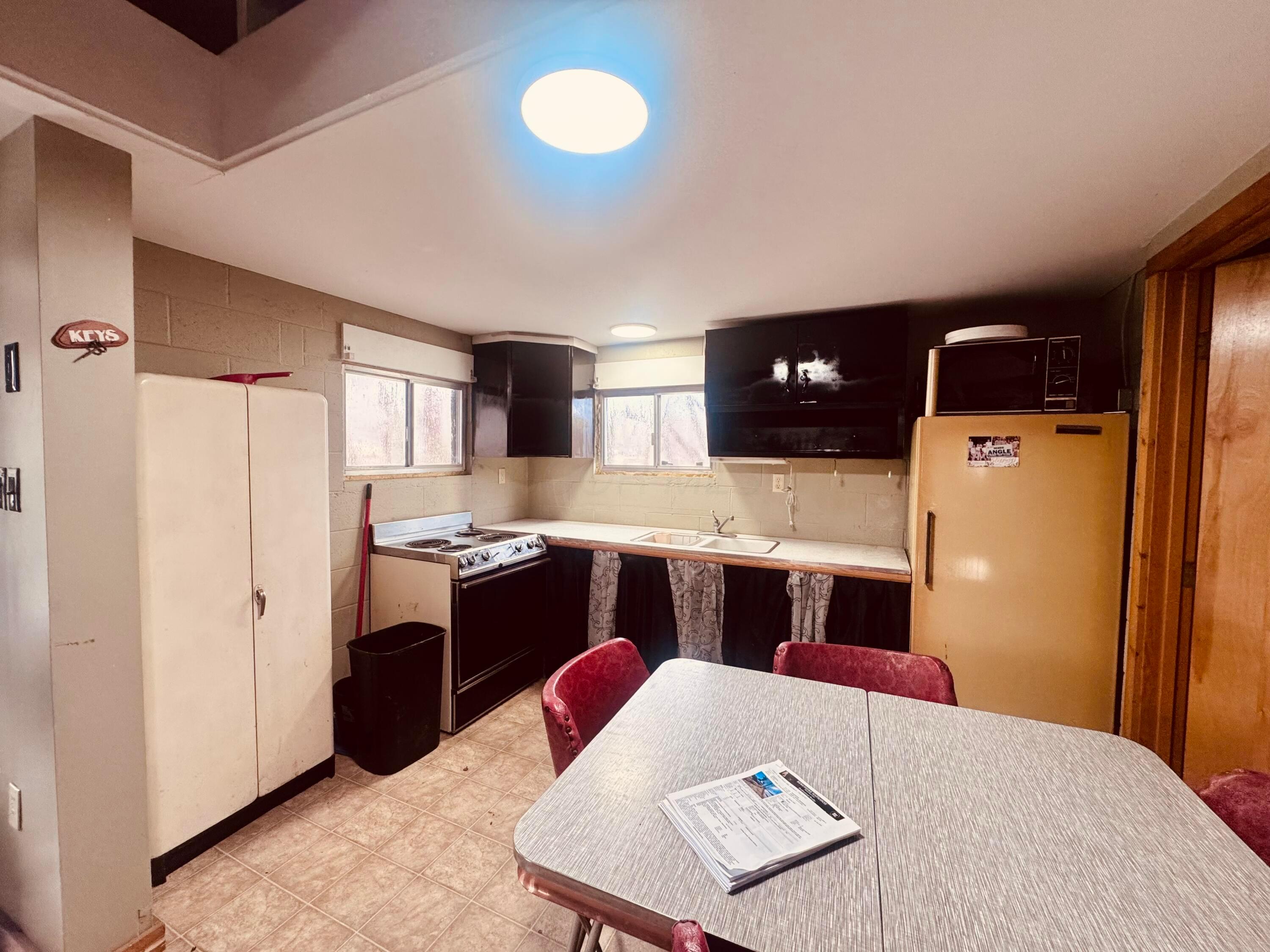 2308 E State Route 266 Property Photo 4