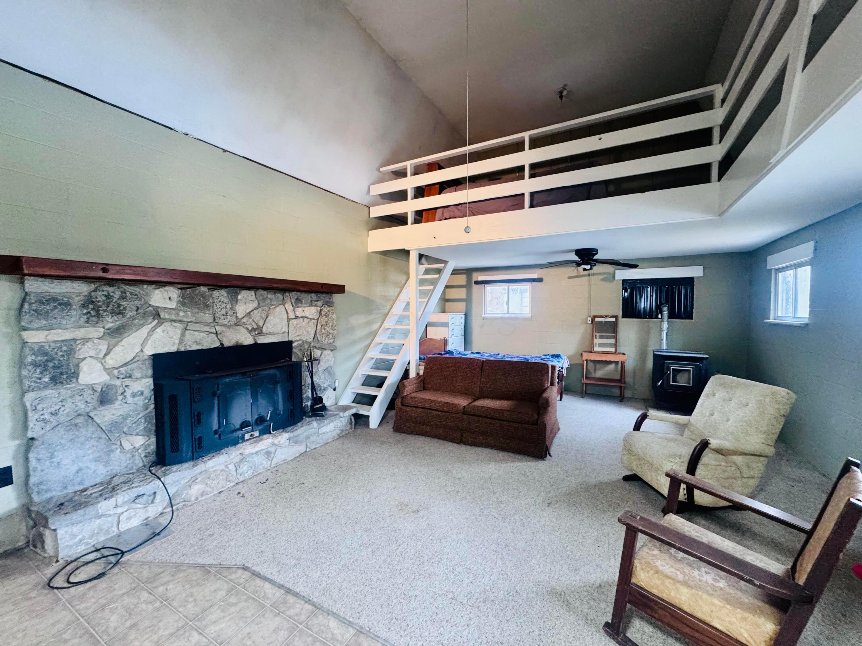 2308 E State Route 266 Property Photo 22