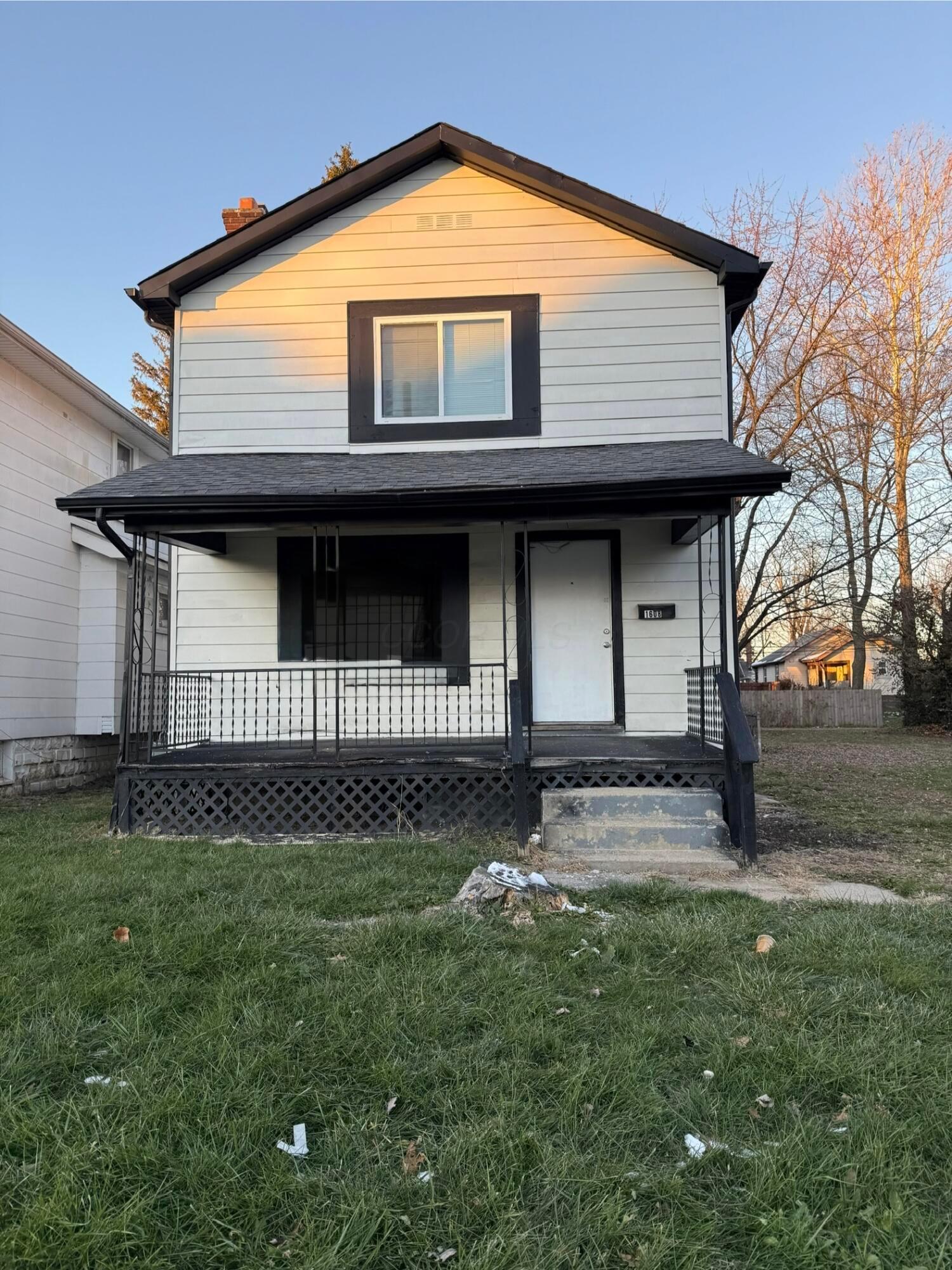 1608 Kenmore Road