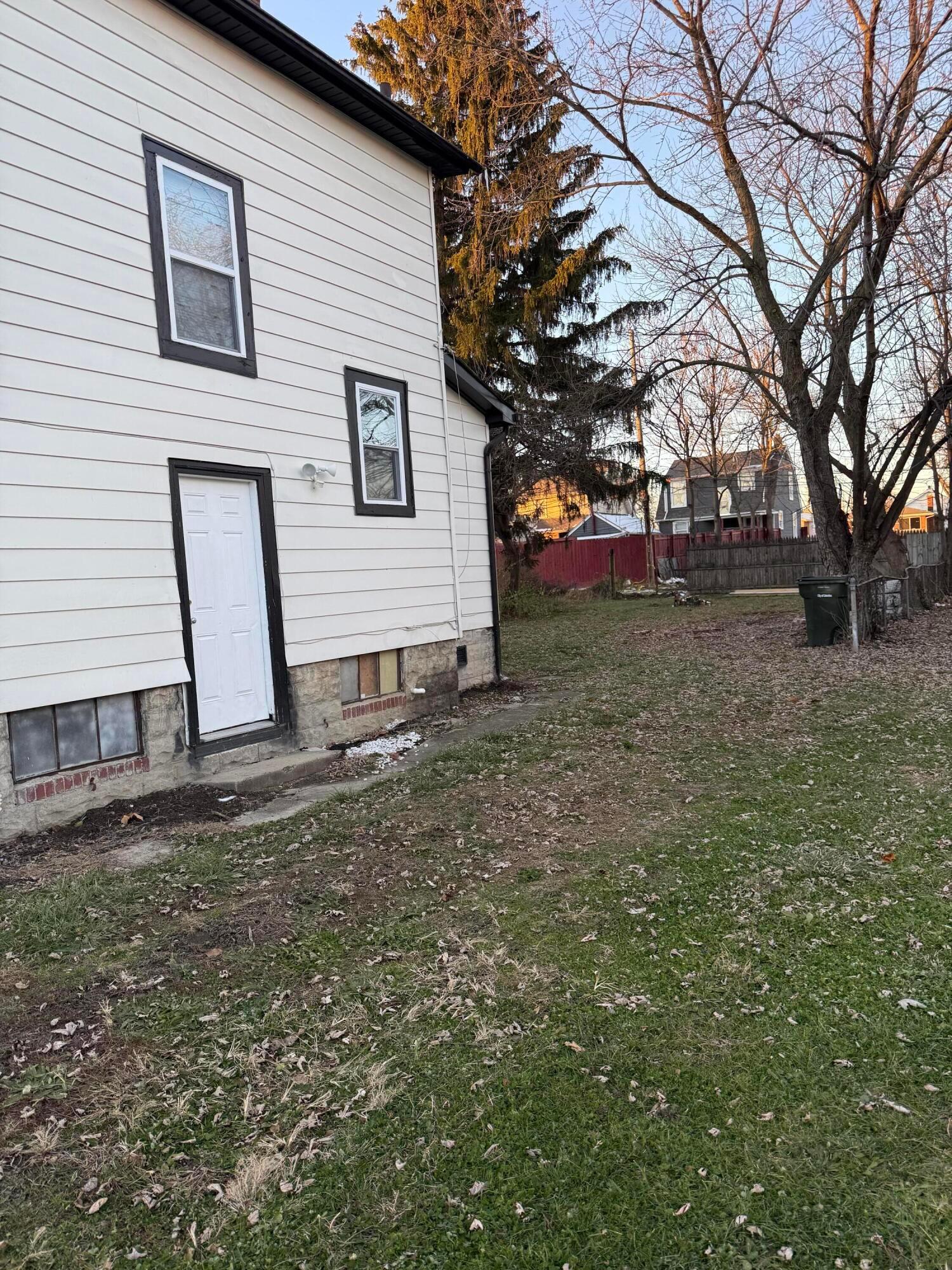 1608 Kenmore Road Property Photo 3