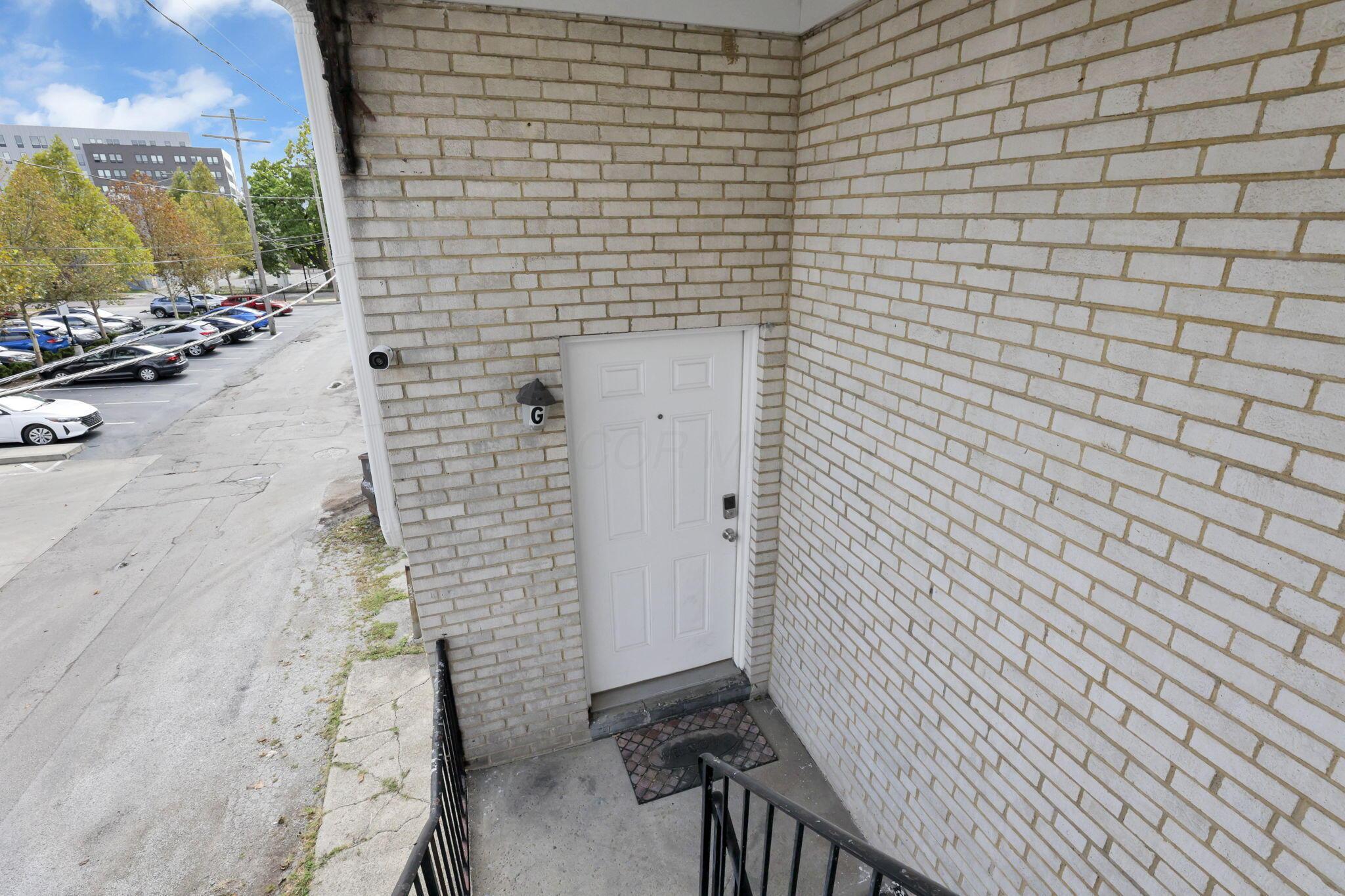 27 W 8th Avenue Property Photo 22