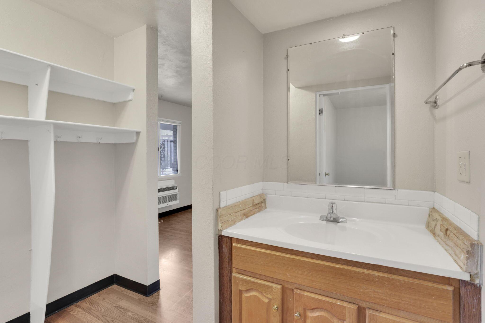 27 W 8th Avenue Property Photo 49