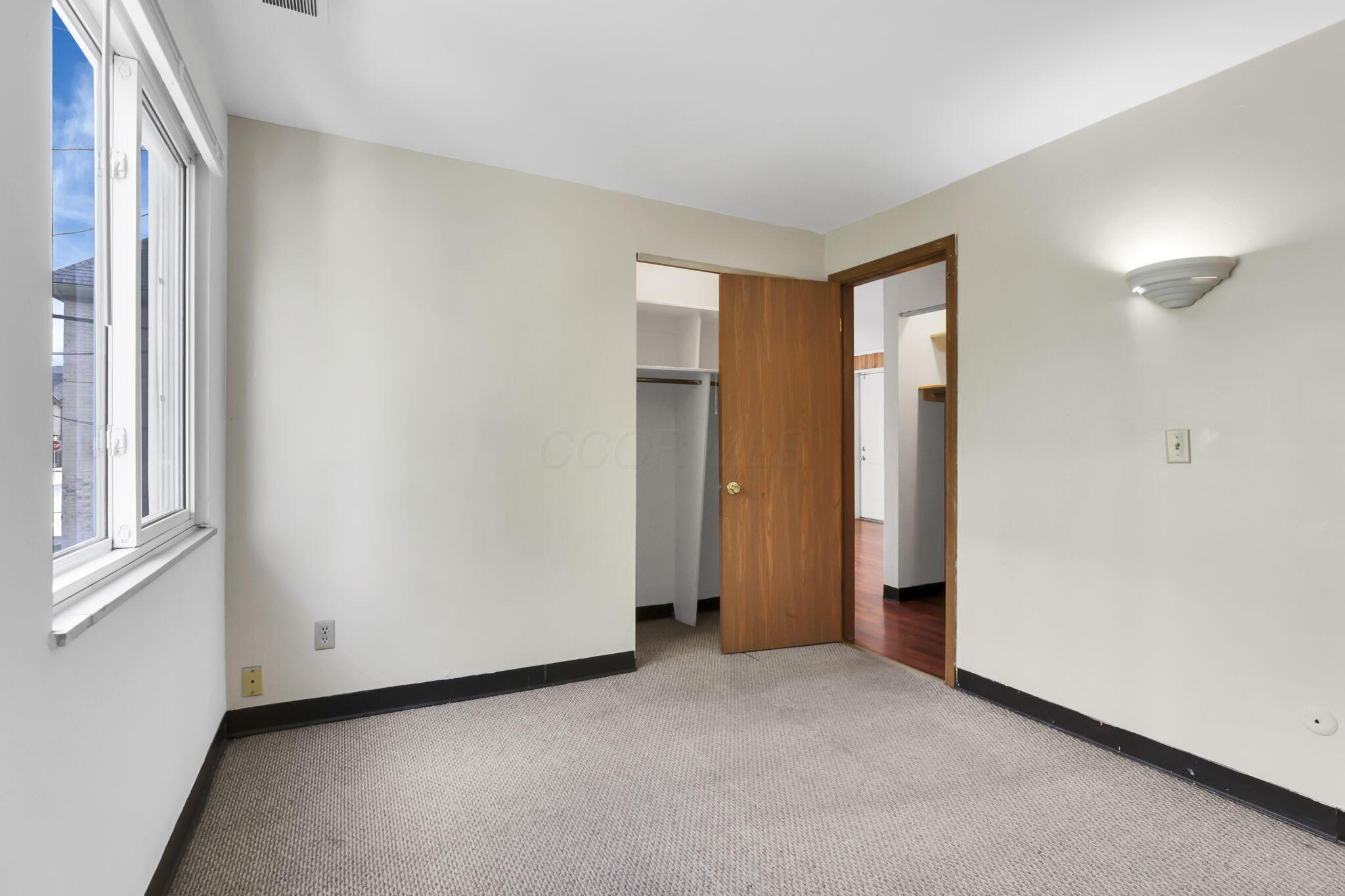 27 W 8th Avenue Property Photo 66