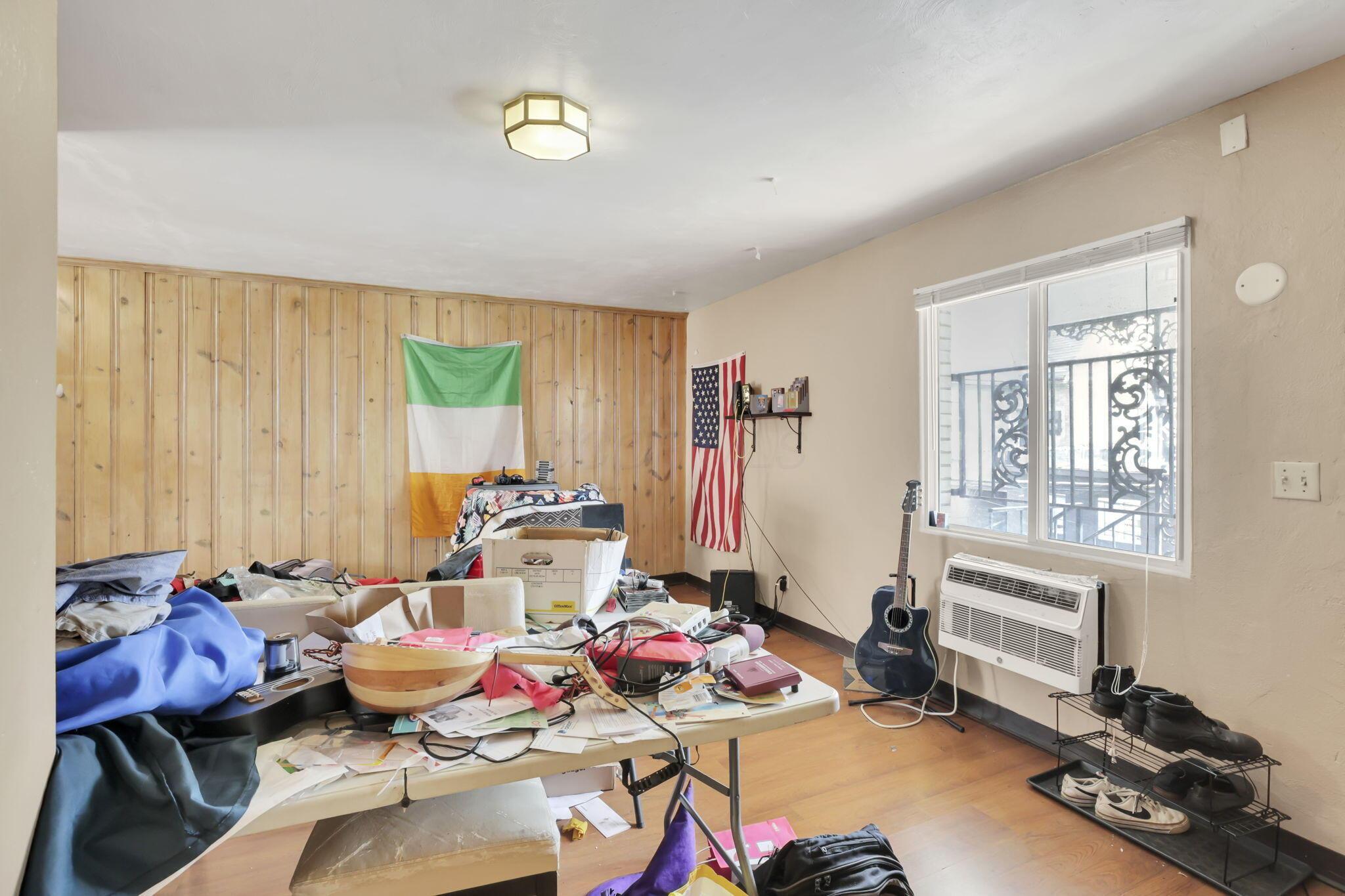 27 W 8th Avenue Property Photo 120