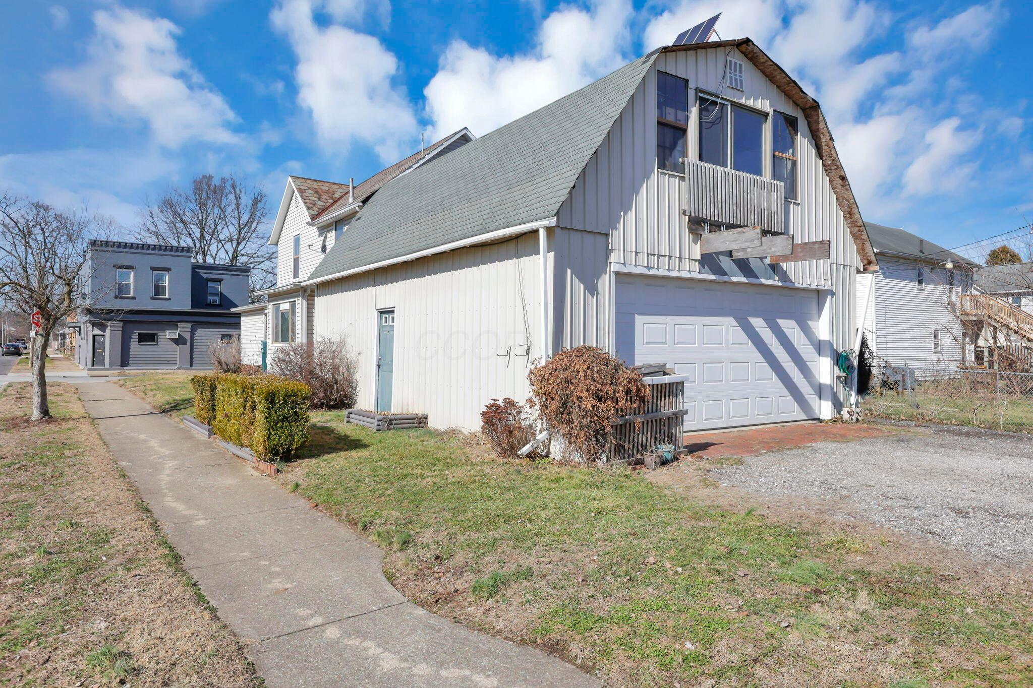 302 Washington Avenue Property Photo 6