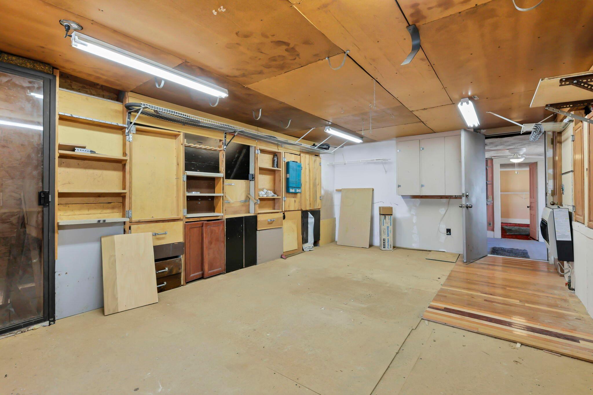 302 Washington Avenue Property Photo 37