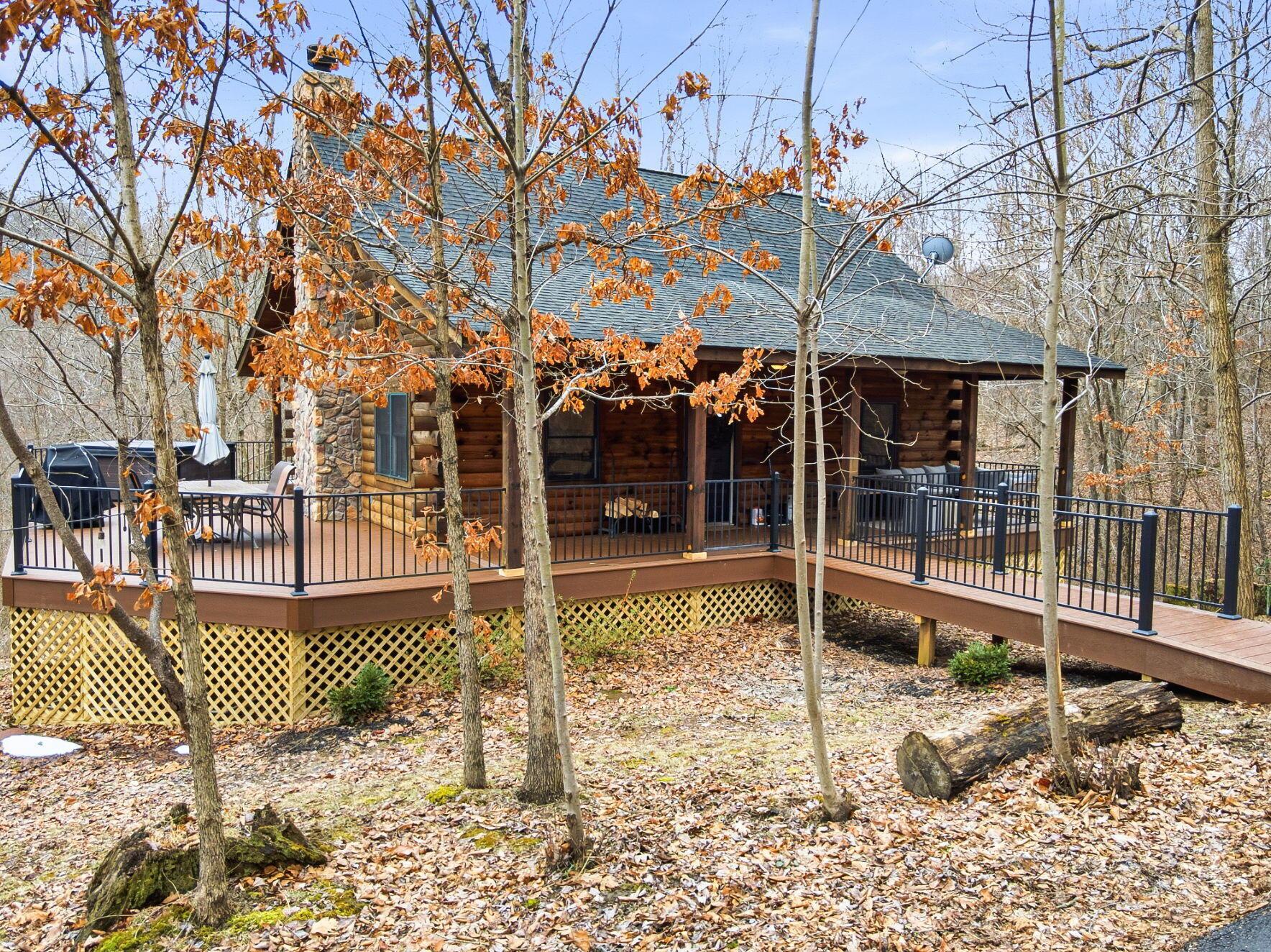28930 Big Pine Road Property Photo 2
