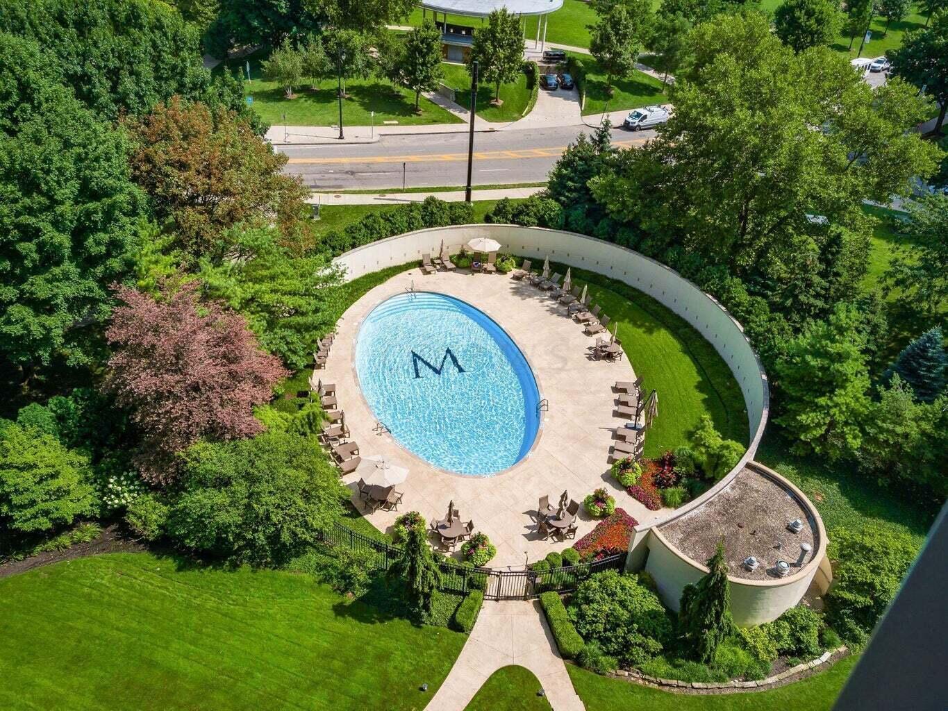 1 Miranova Place, 1220 Property Photo 23