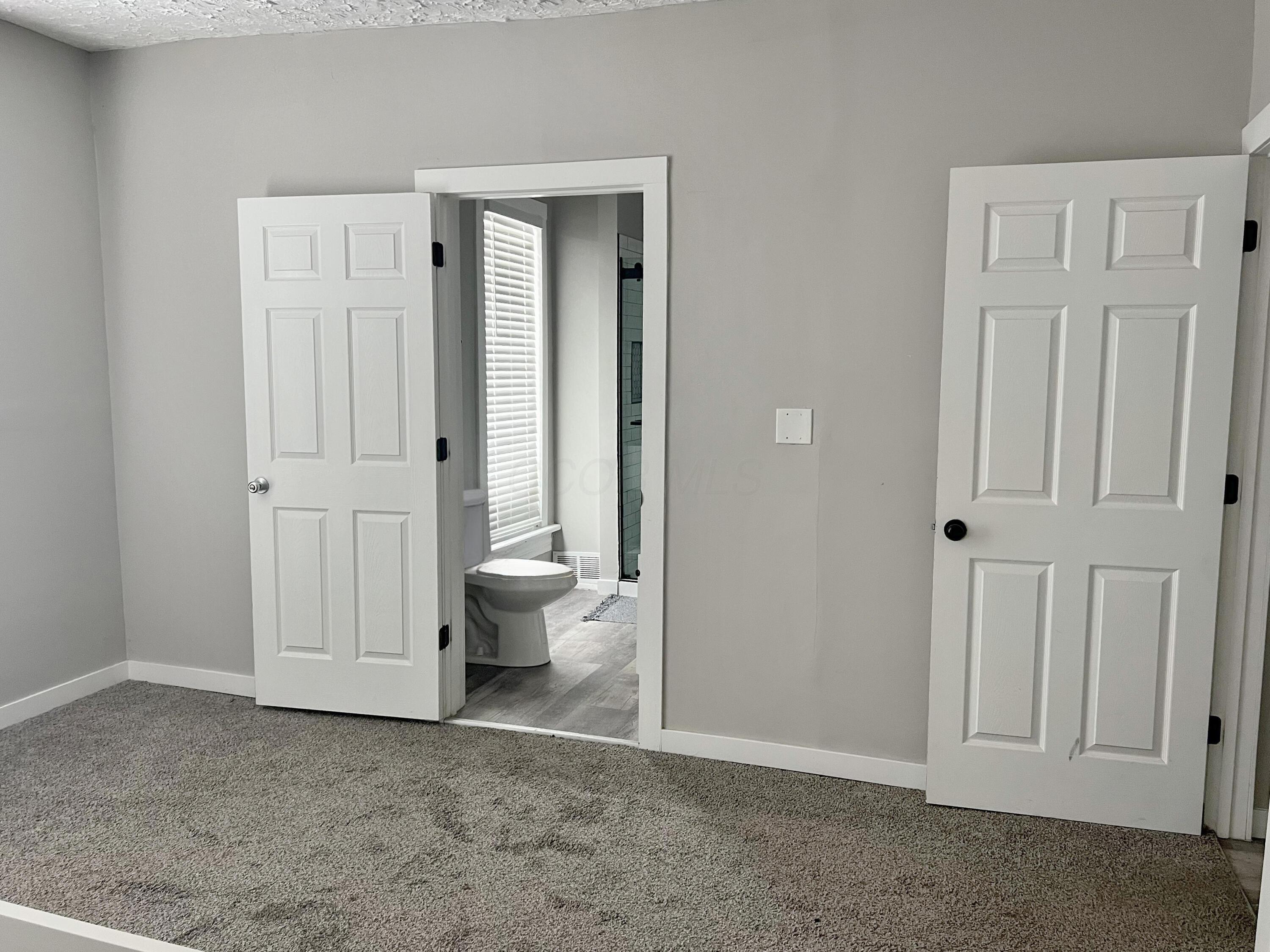 1035 Wilson Avenue Property Photo 6