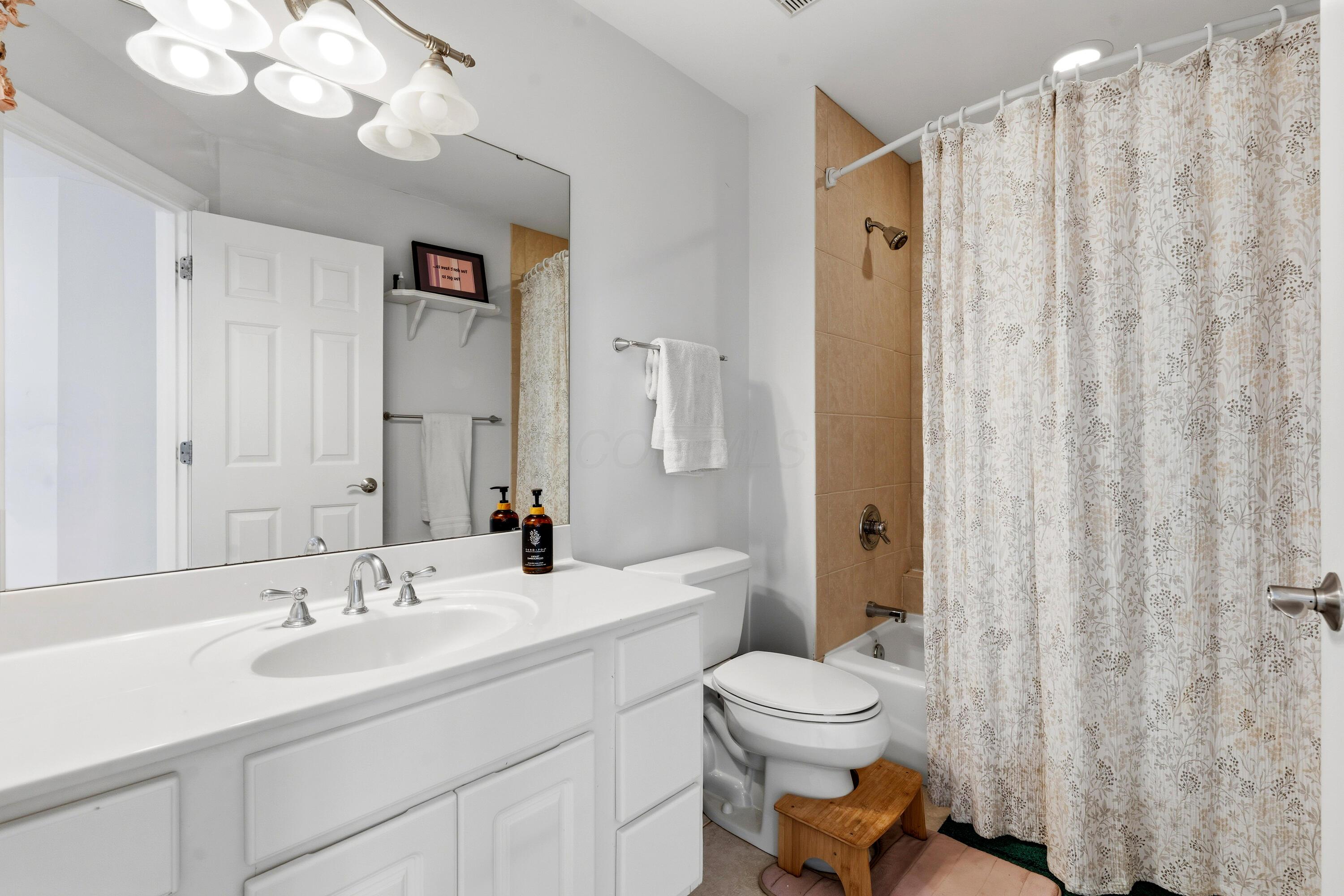 1005 Arabian Run Drive Property Photo 47