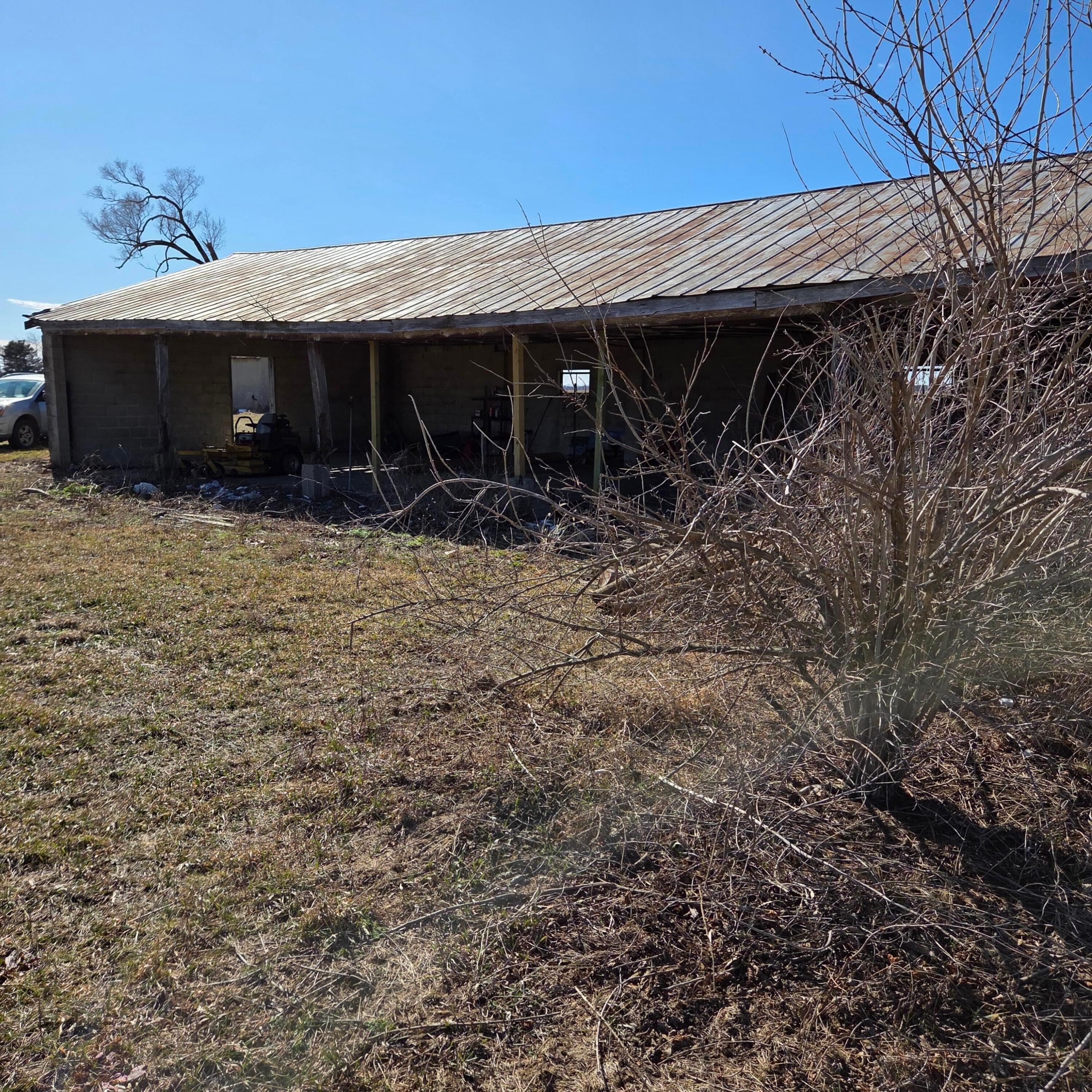2105 Stonerock Road Property Photo 9