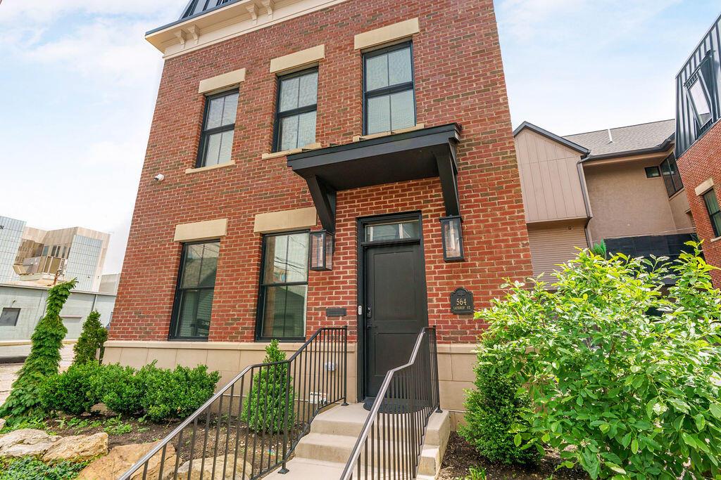 564 Lathrop Street Property Photo 1
