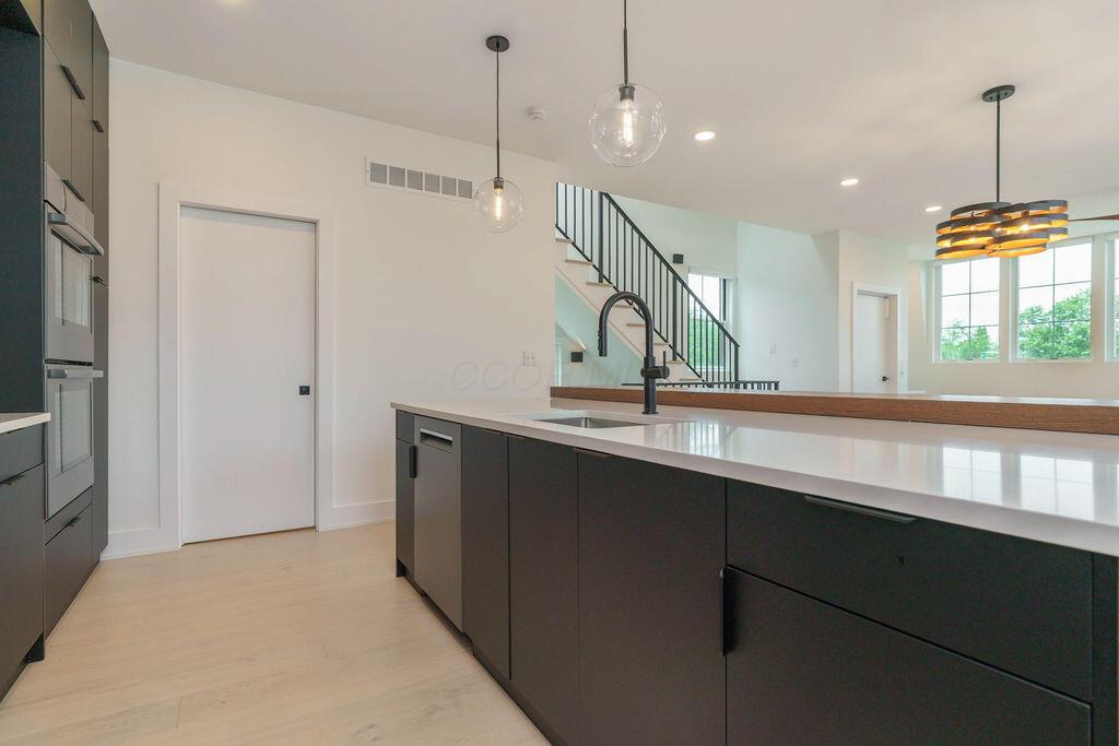 564 Lathrop Street Property Photo 15