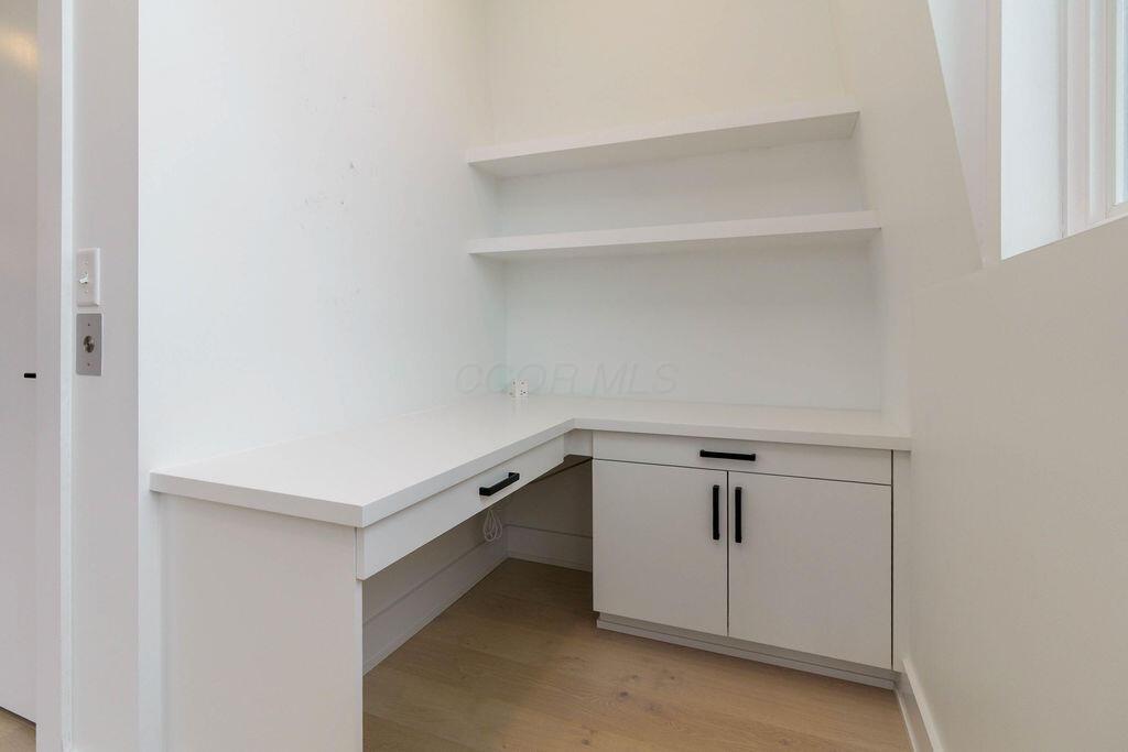 564 Lathrop Street Property Photo 17