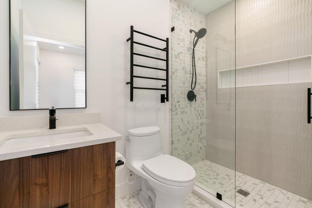 564 Lathrop Street Property Photo 34