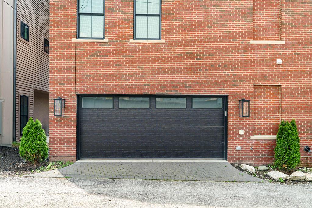 564 Lathrop Street Property Photo 38