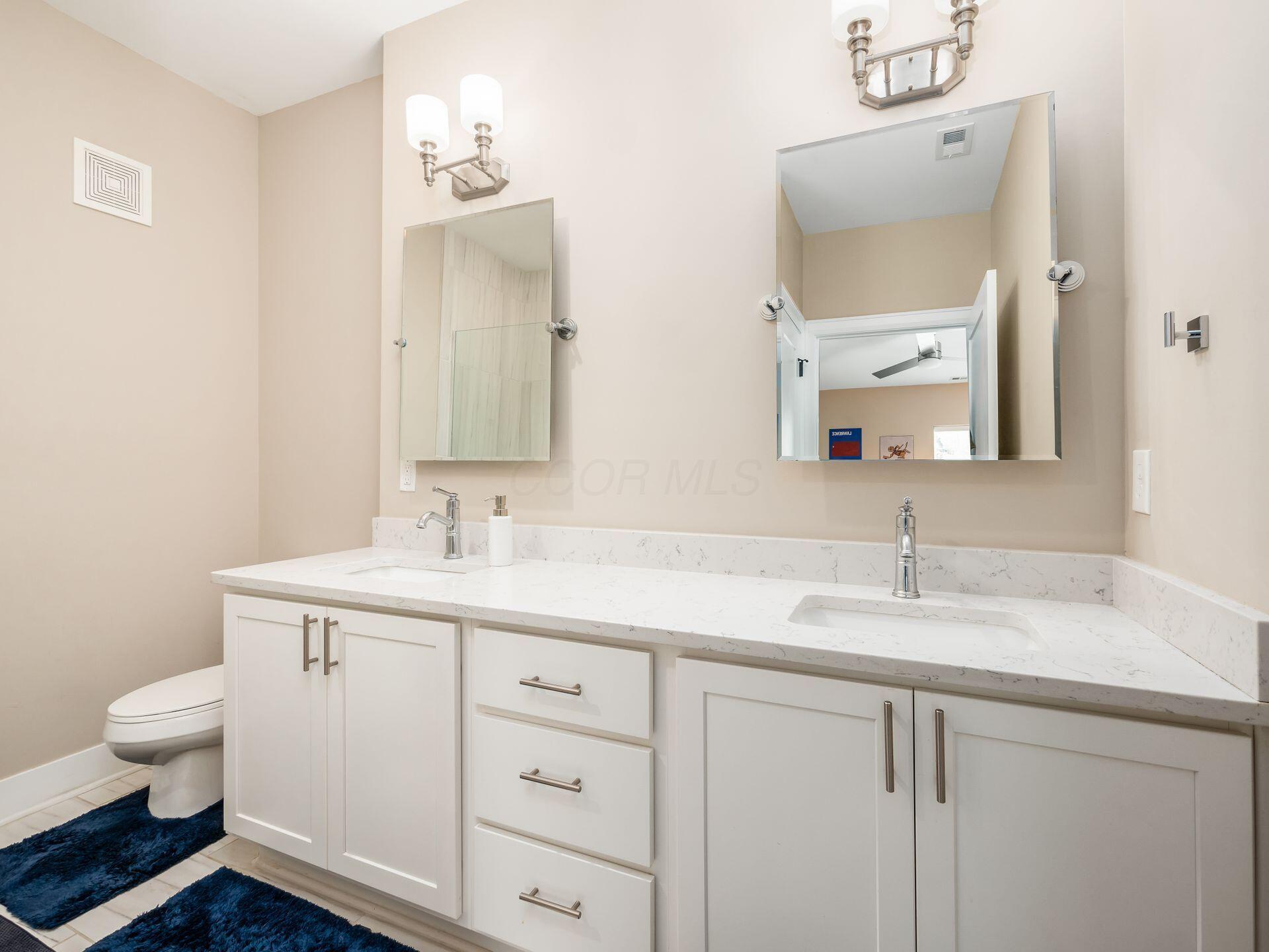 1670 E Broad Street, 309 Property Photo 20