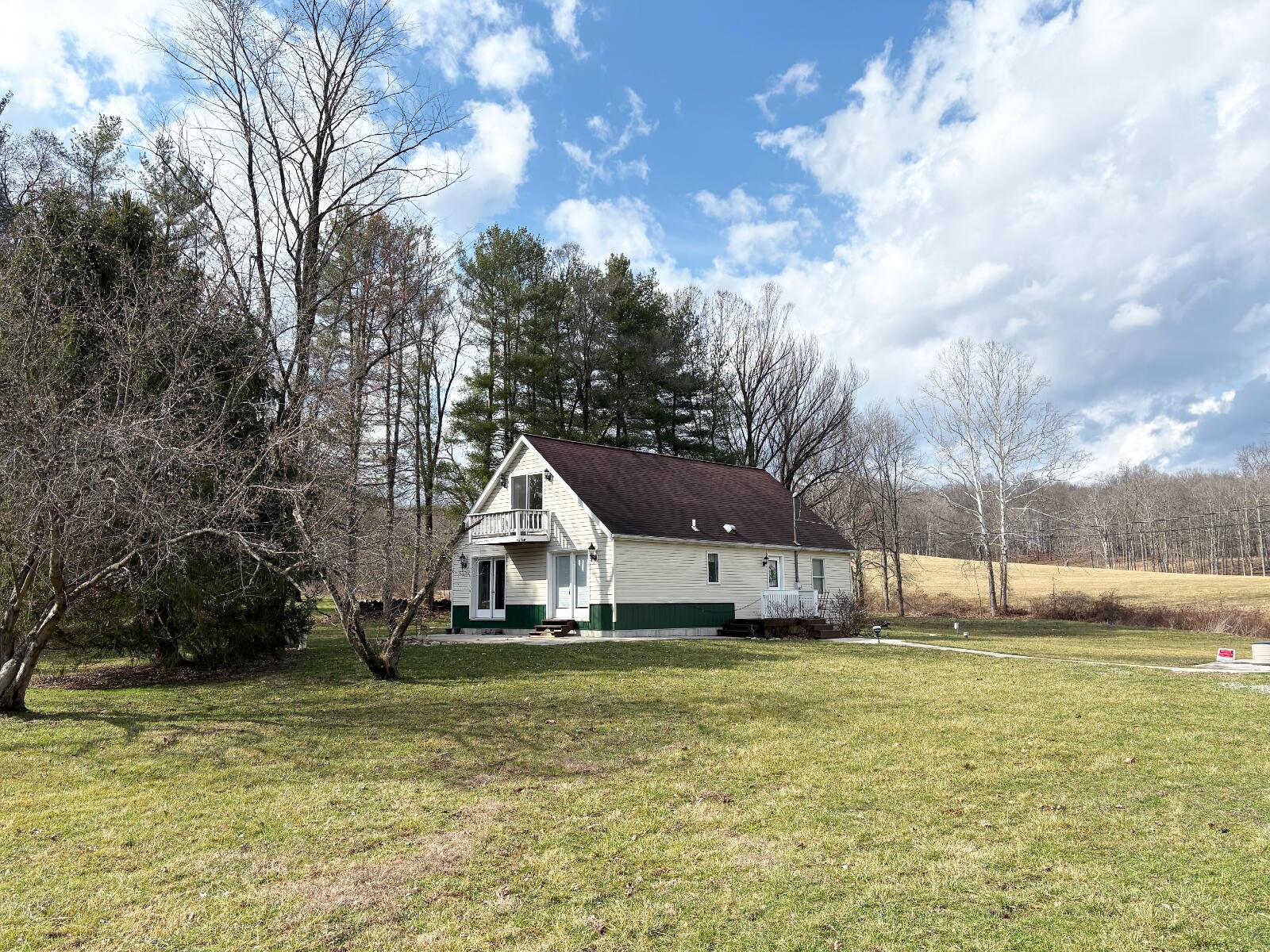 5910 Vore Ridge Road Property Photo 1