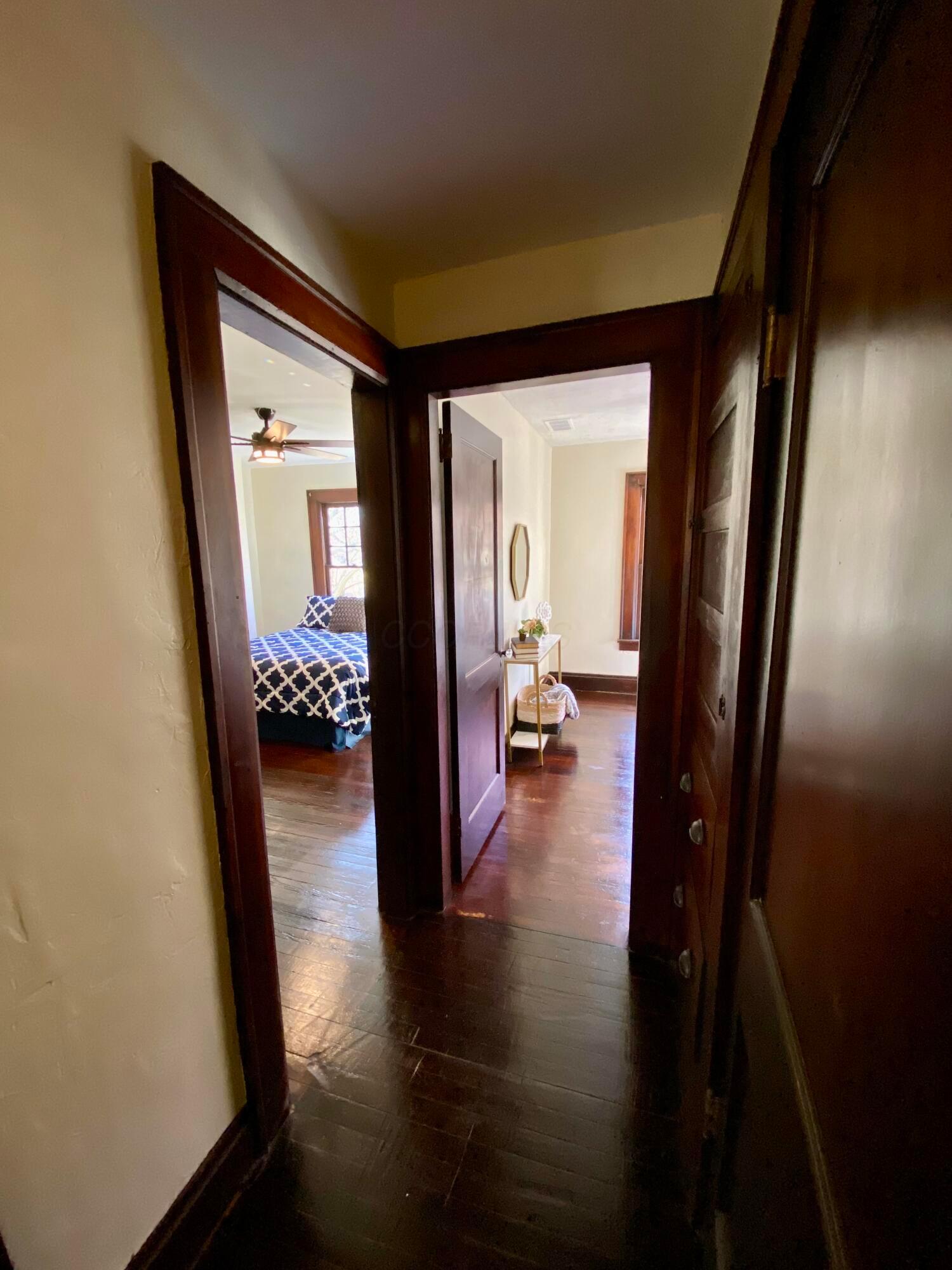 110 N Ogden Avenue Property Photo 22