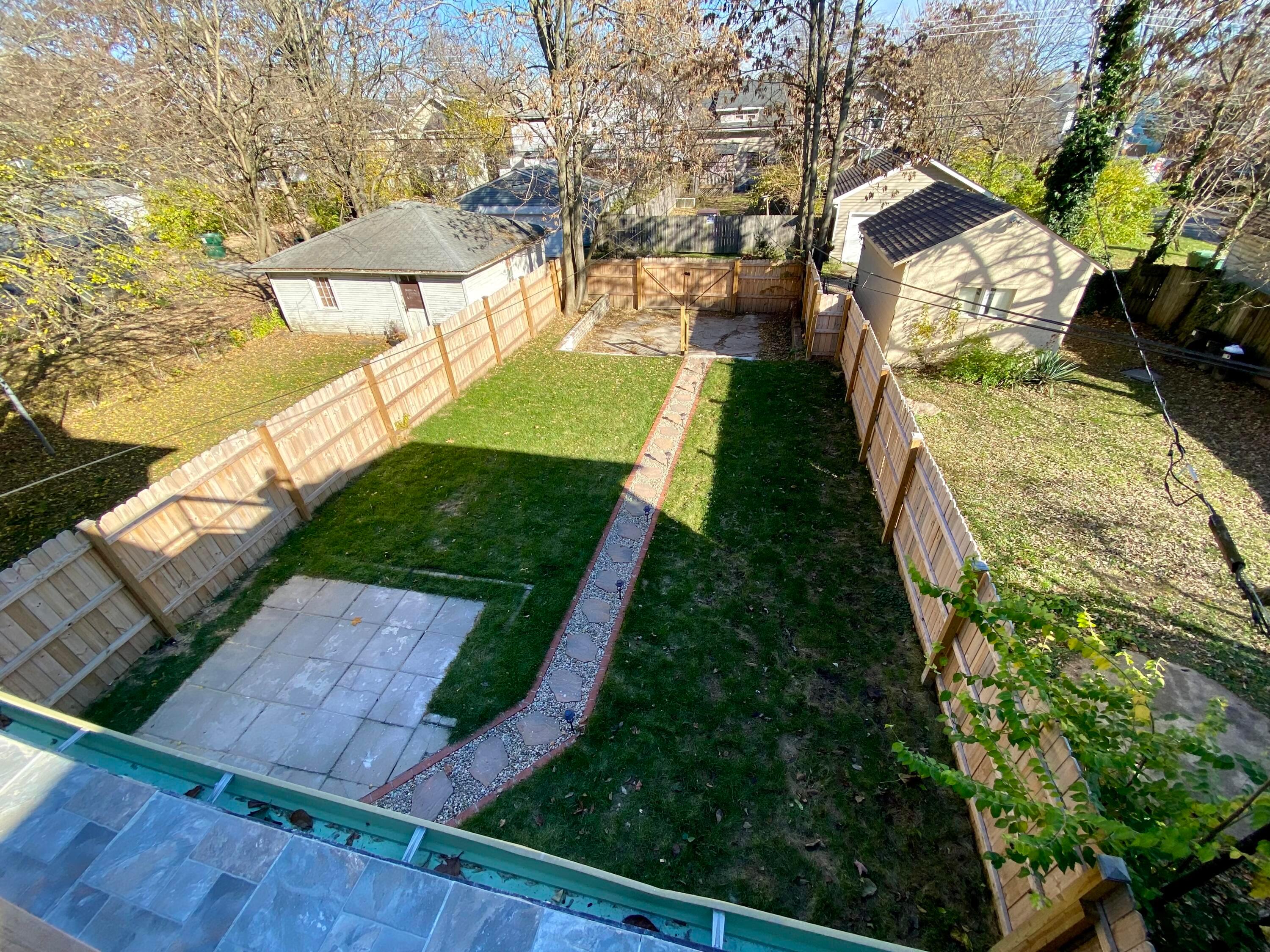 110 N Ogden Avenue Property Photo 30