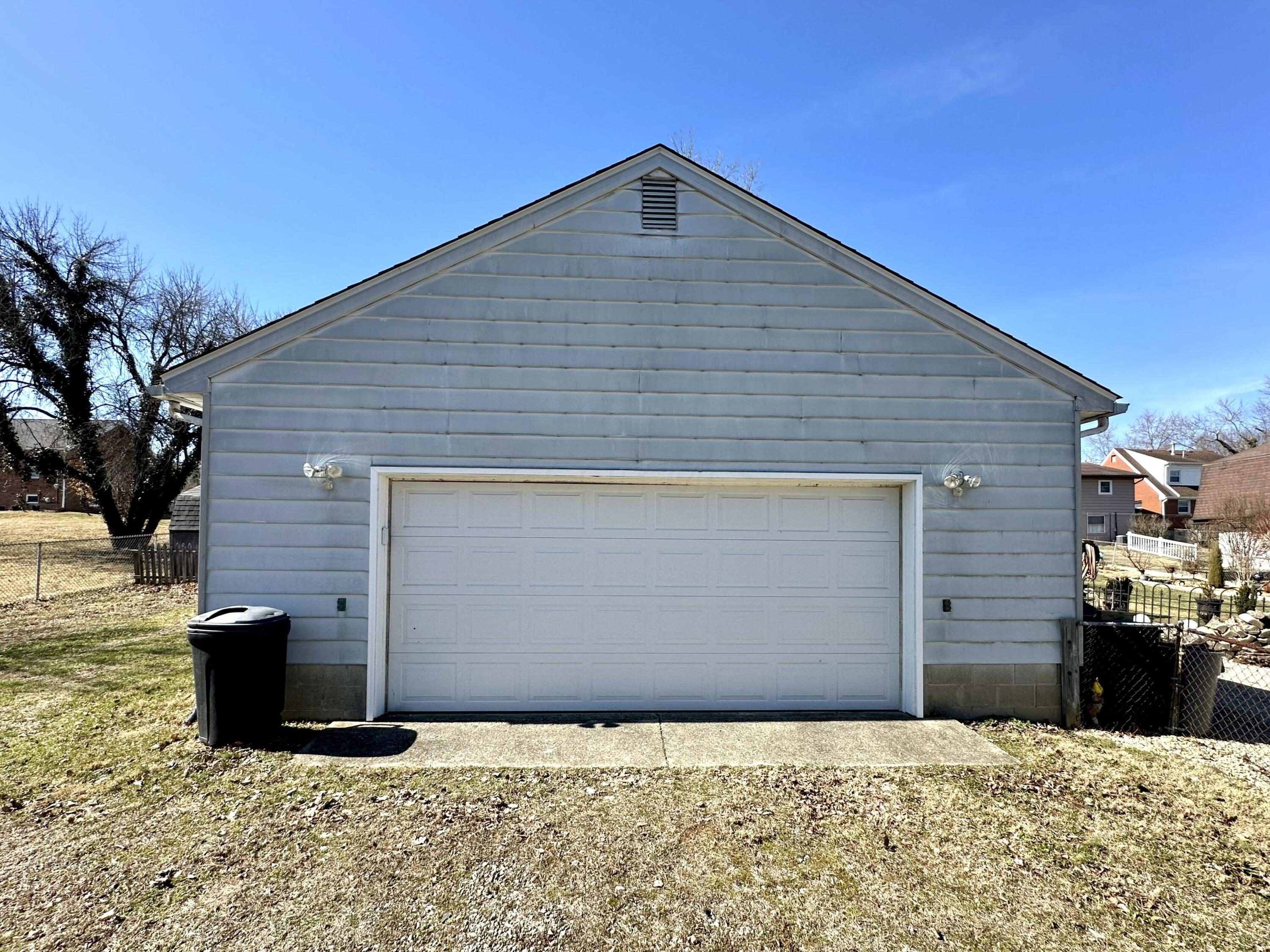 337 Pohlman Road Property Photo 9