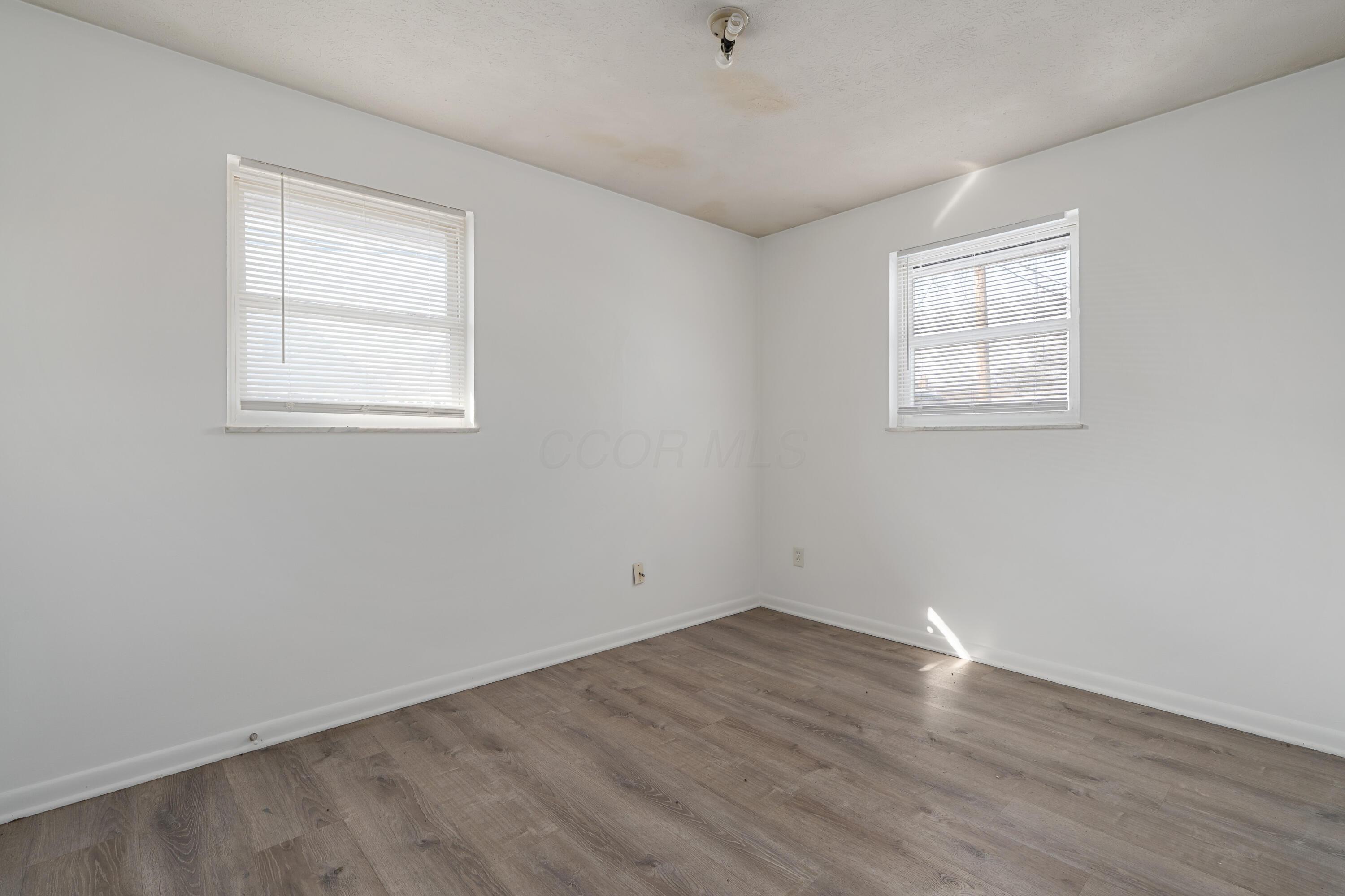 2856 Vanderberg Avenue Property Photo 18