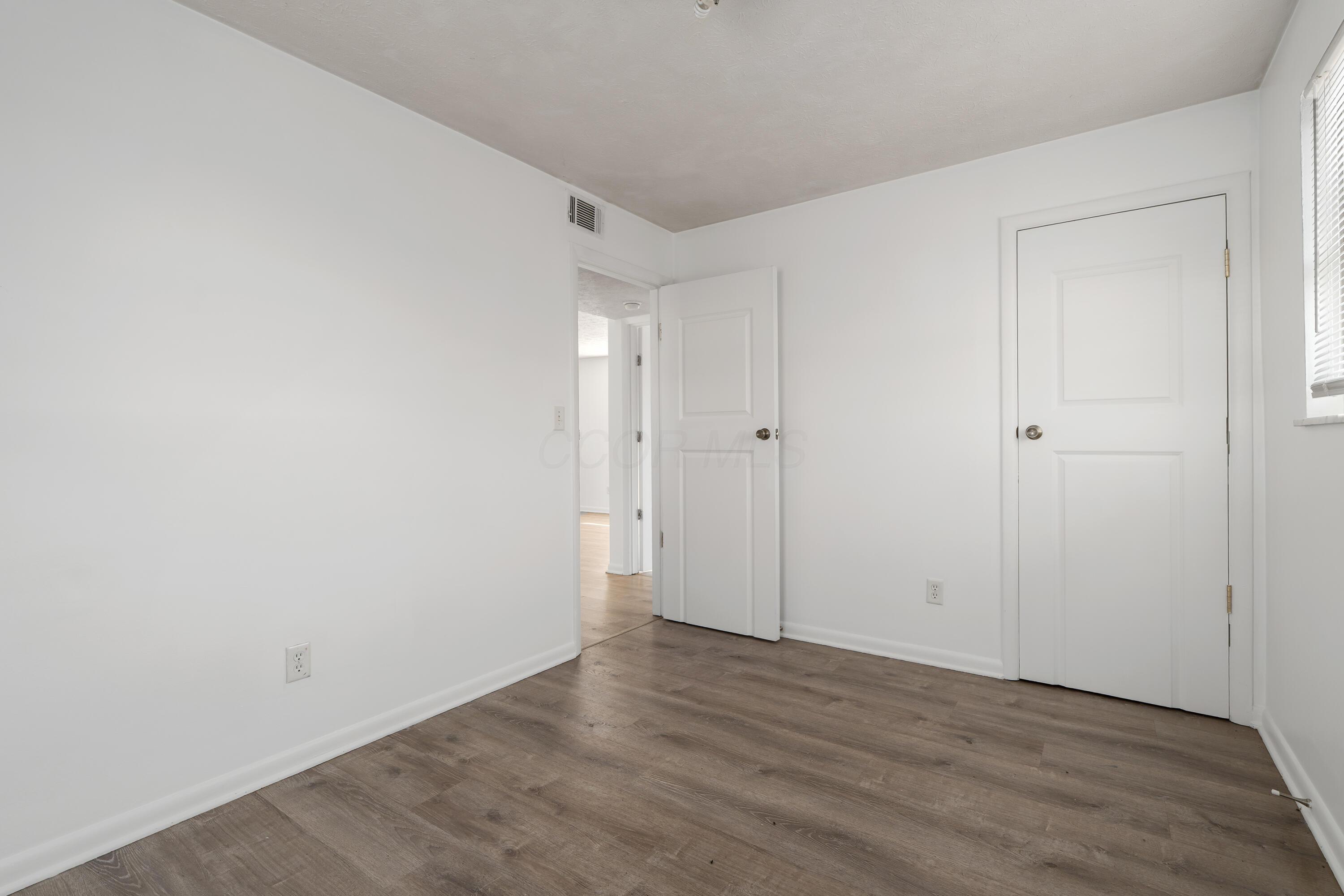 2856 Vanderberg Avenue Property Photo 19