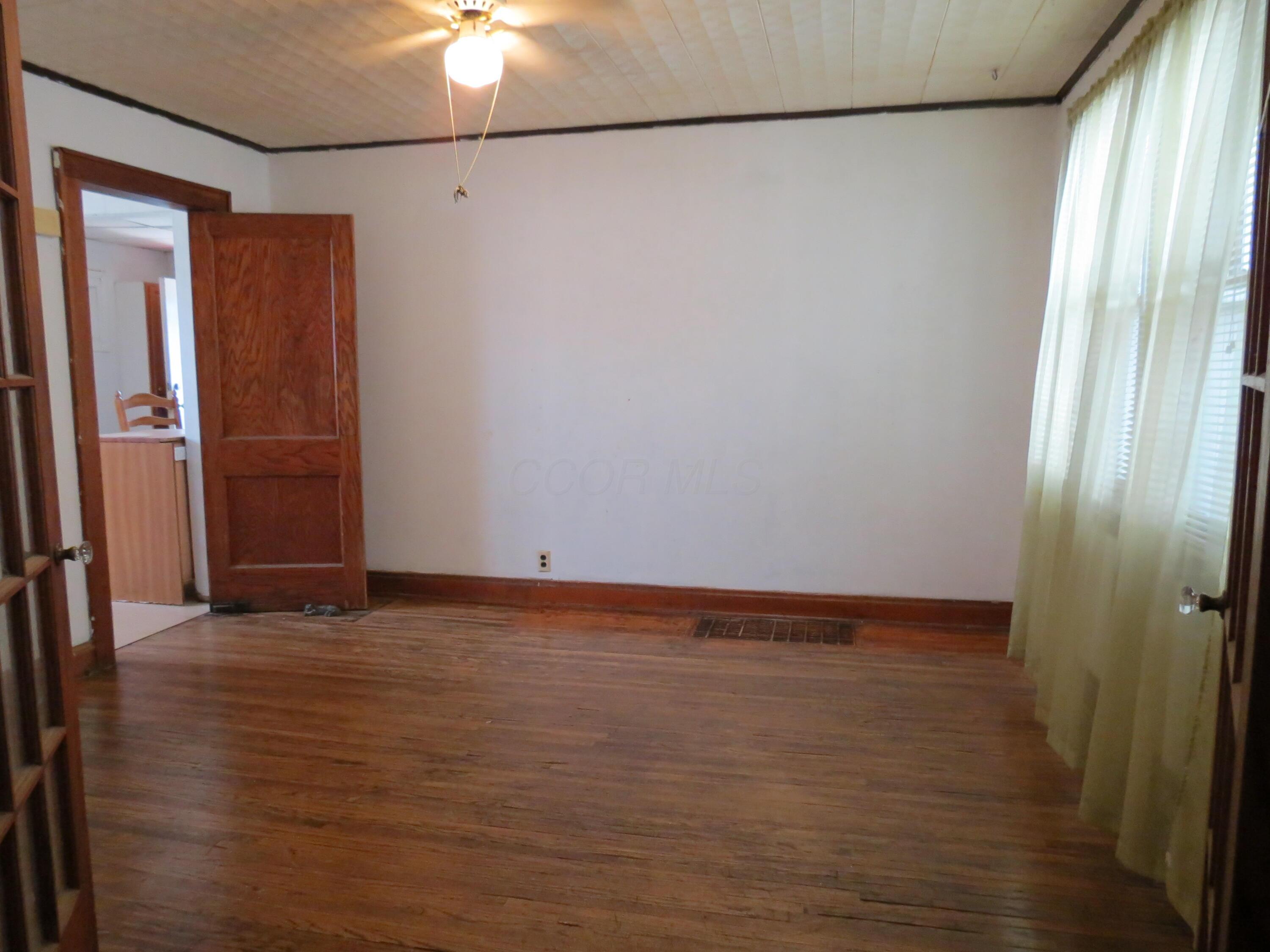 277 S Central Avenue Property Photo 13