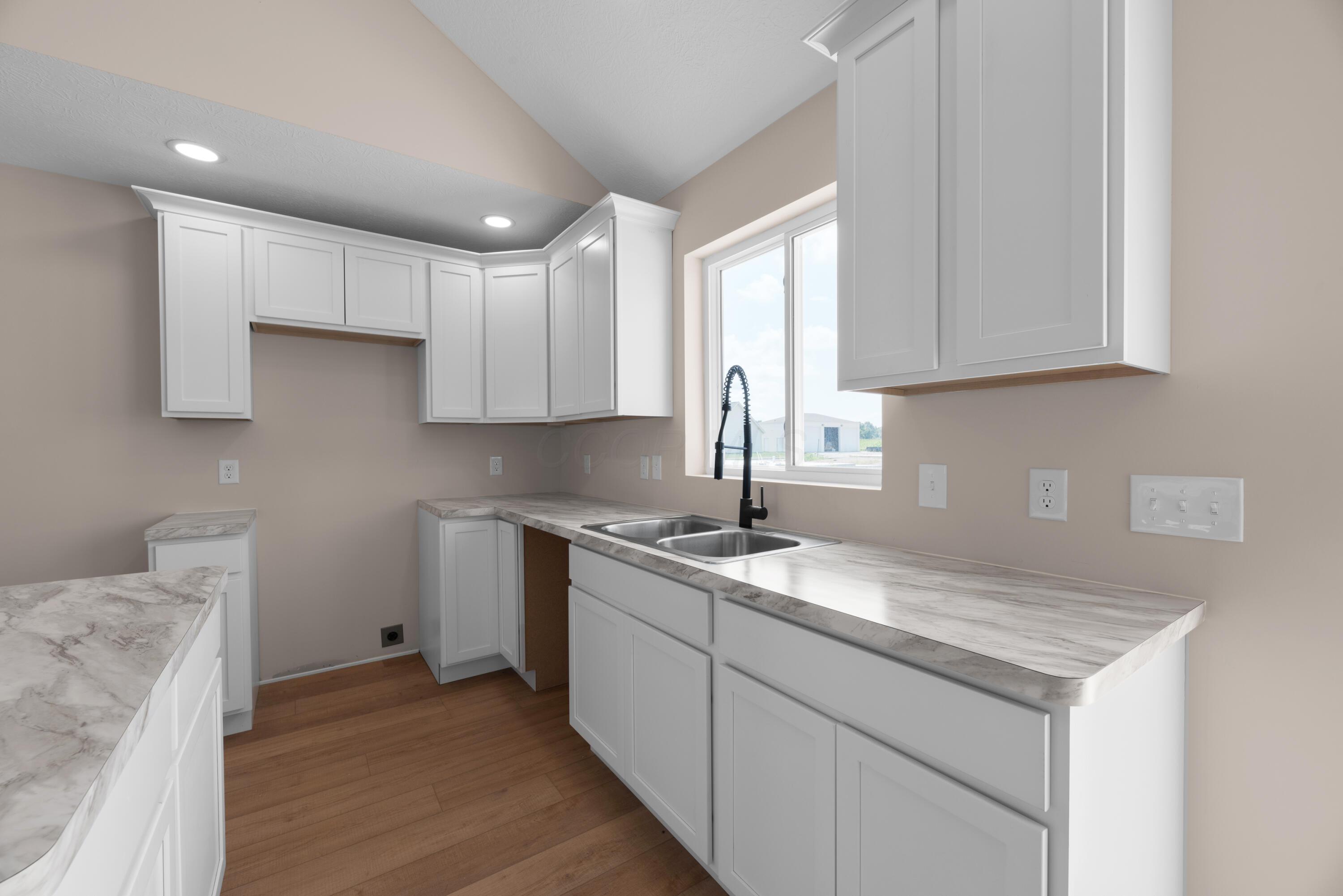 202 Cumberland Meadows Circle Property Photo 16