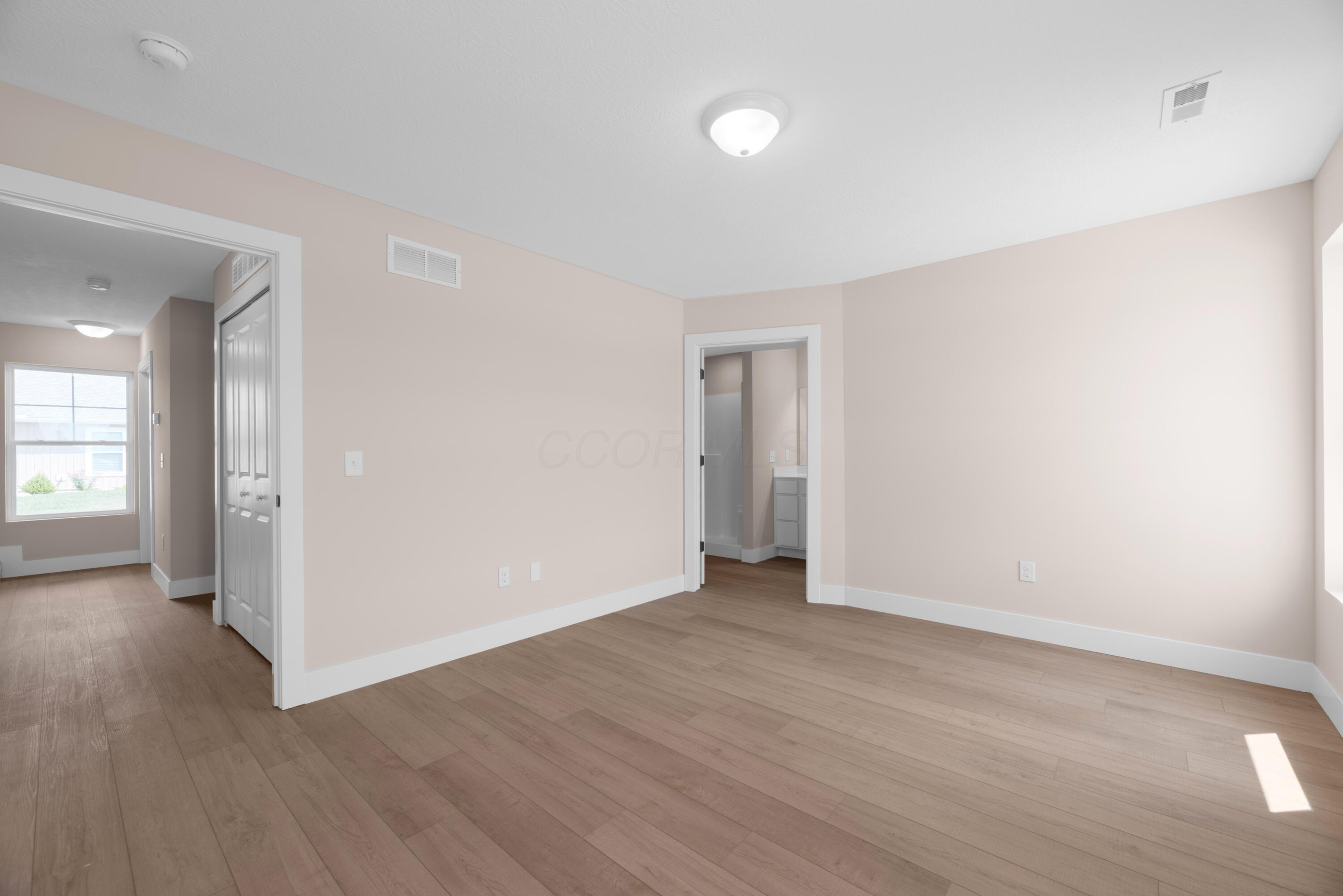 202 Cumberland Meadows Circle Property Photo 32