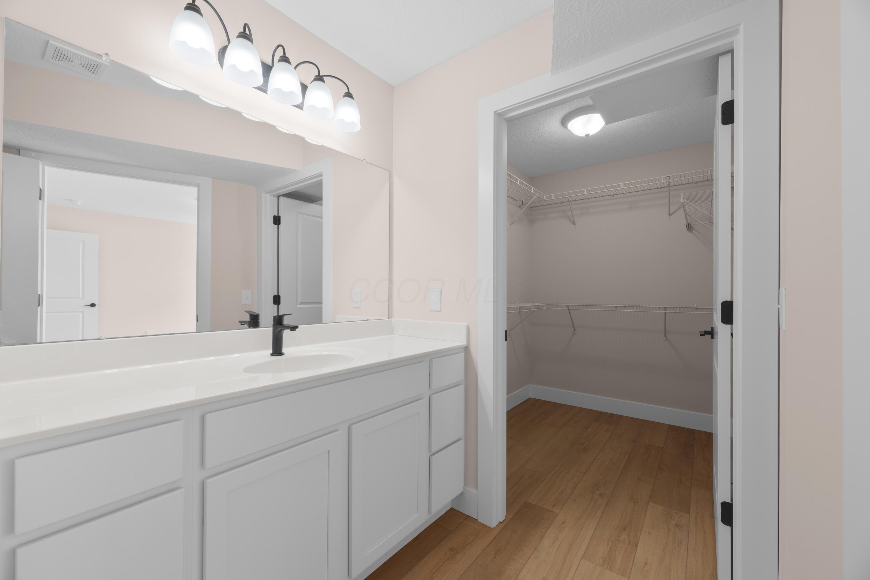202 Cumberland Meadows Circle Property Photo 35