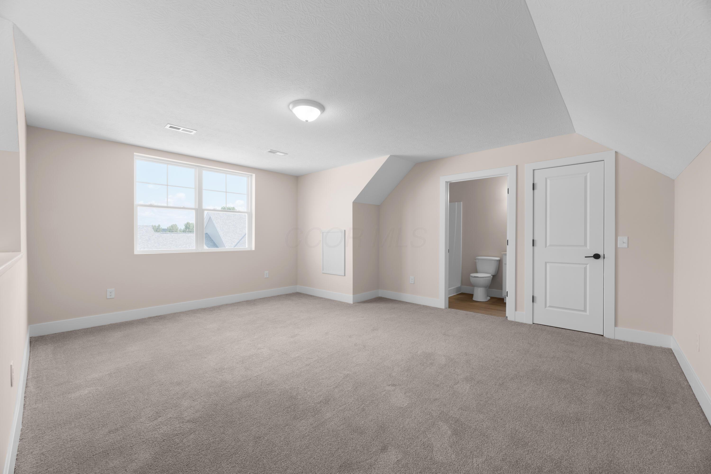 202 Cumberland Meadows Circle Property Photo 42