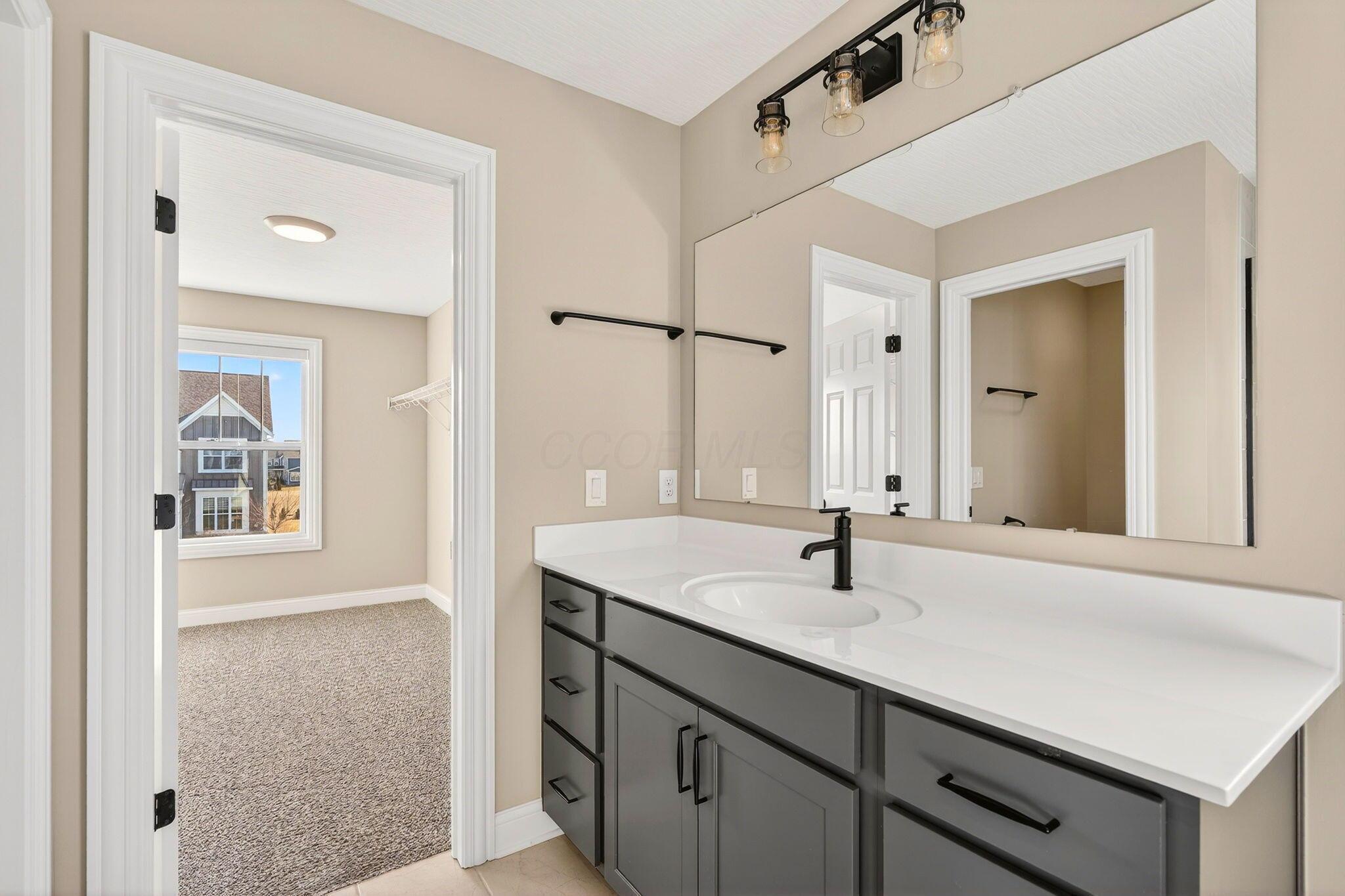 10609 Mangrove Loop Property Photo 43