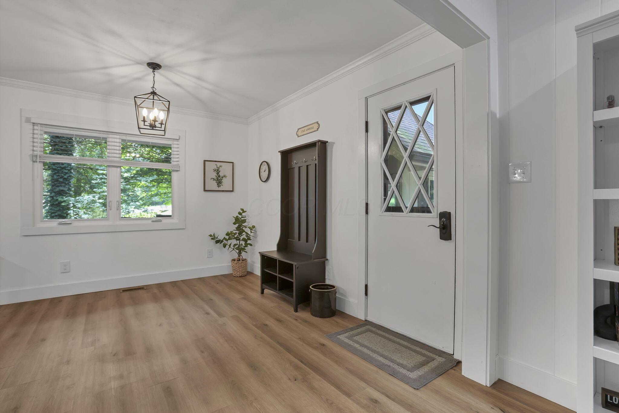 406 Crabapple Drive Property Photo 11