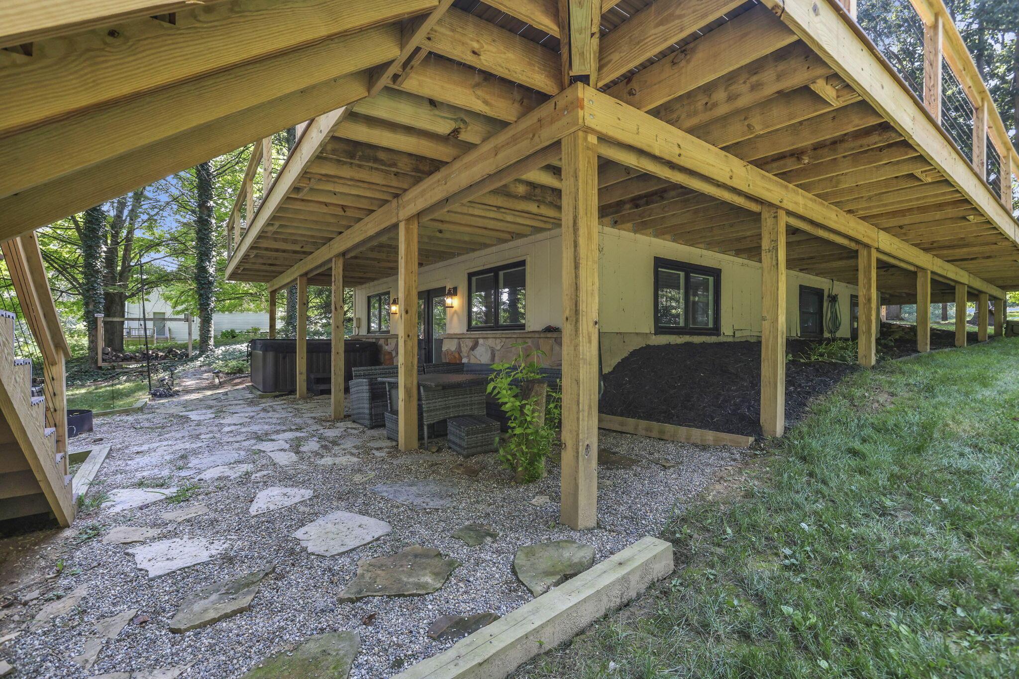 406 Crabapple Drive Property Photo 42