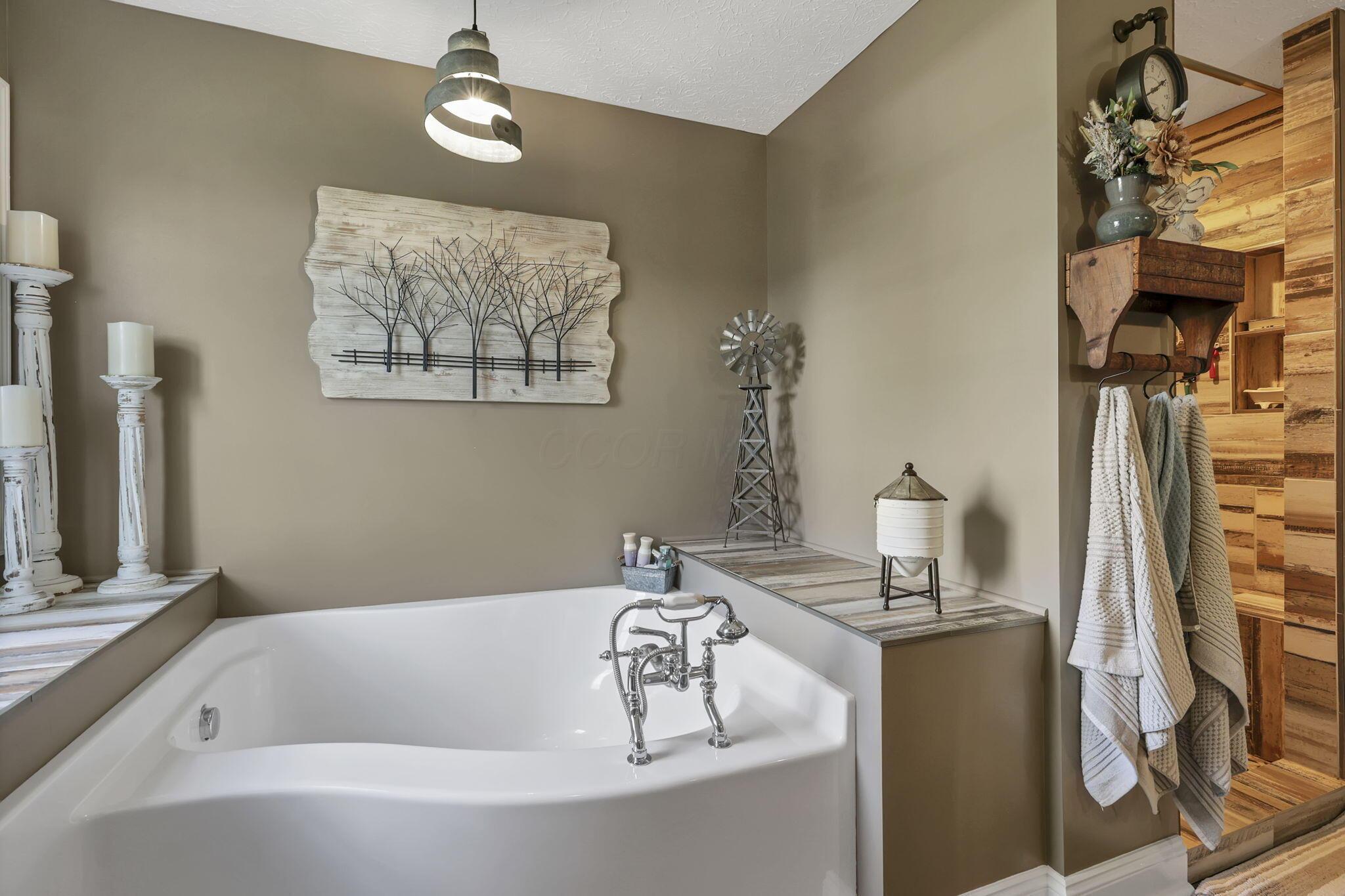 14975 Park Place Avenue Property Photo 38