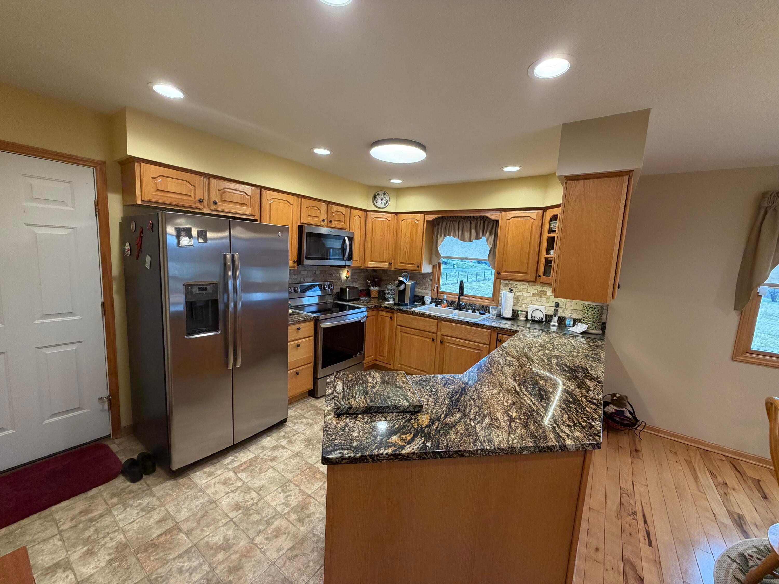 846 Elizabeth Avenue Property Photo 8