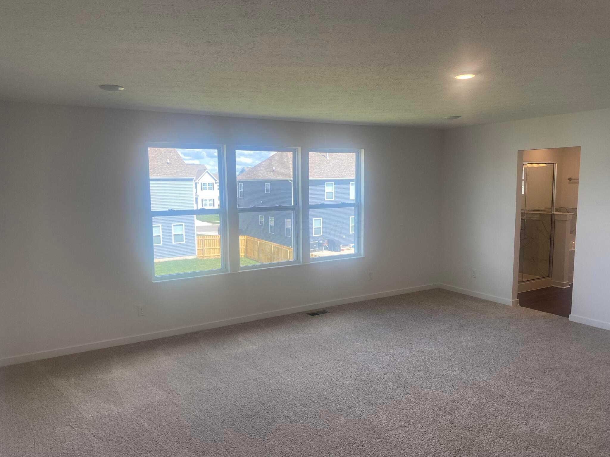 472 Creekside Drive Property Photo 6