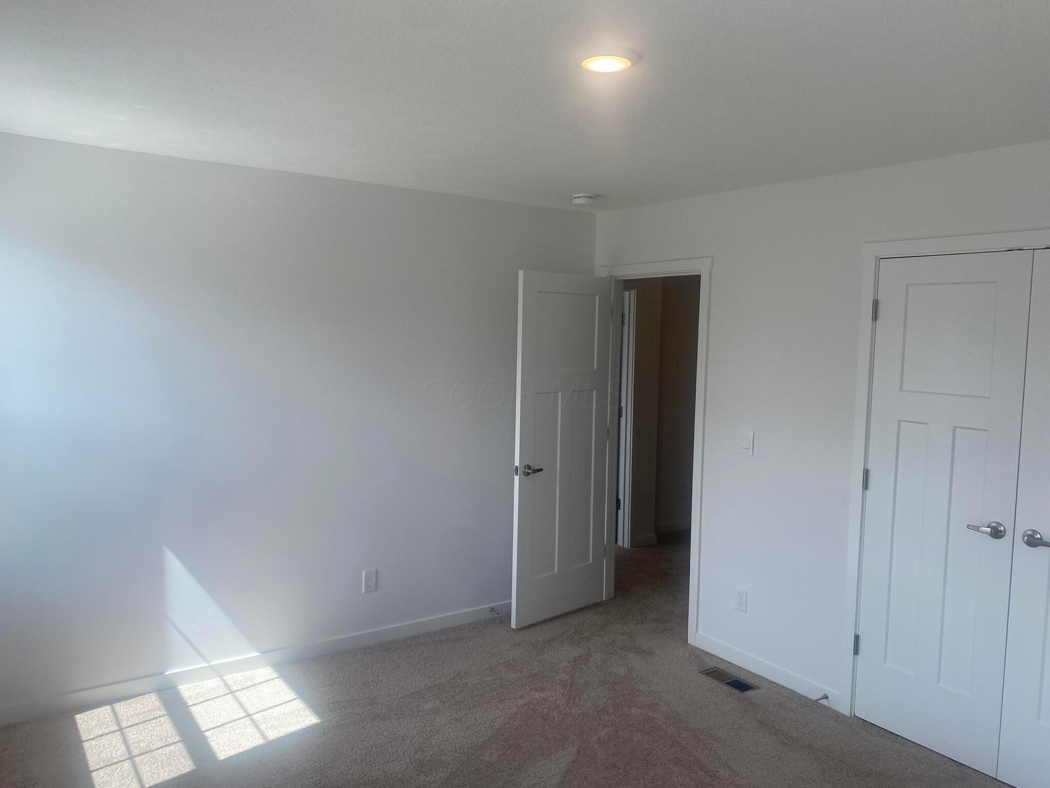472 Creekside Drive Property Photo 19