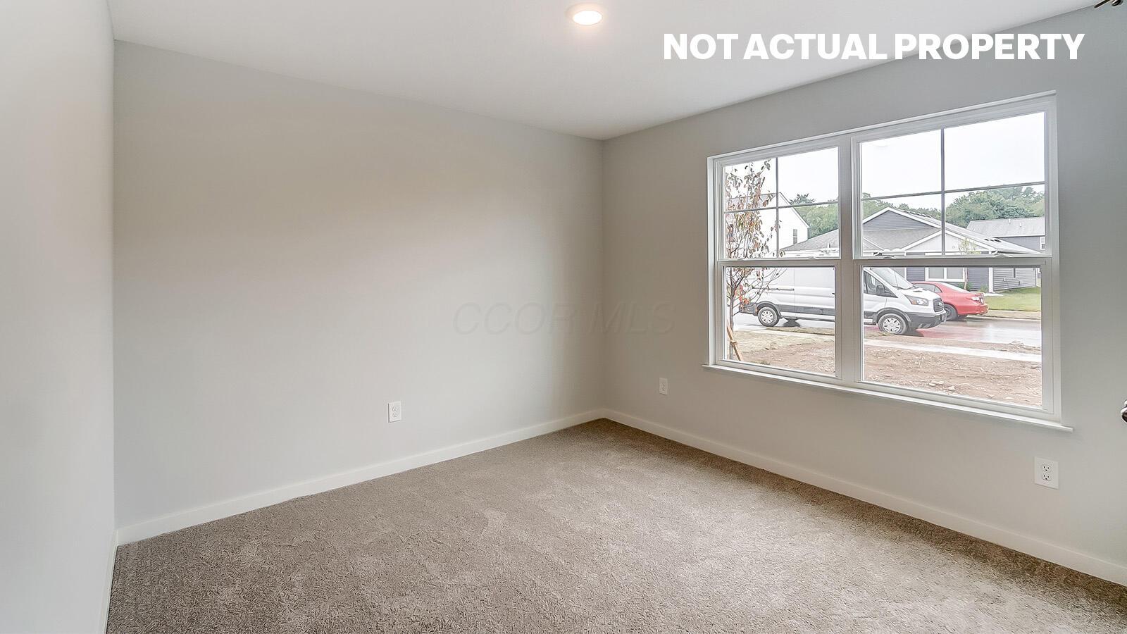 1235 Stratford Way Property Photo 23