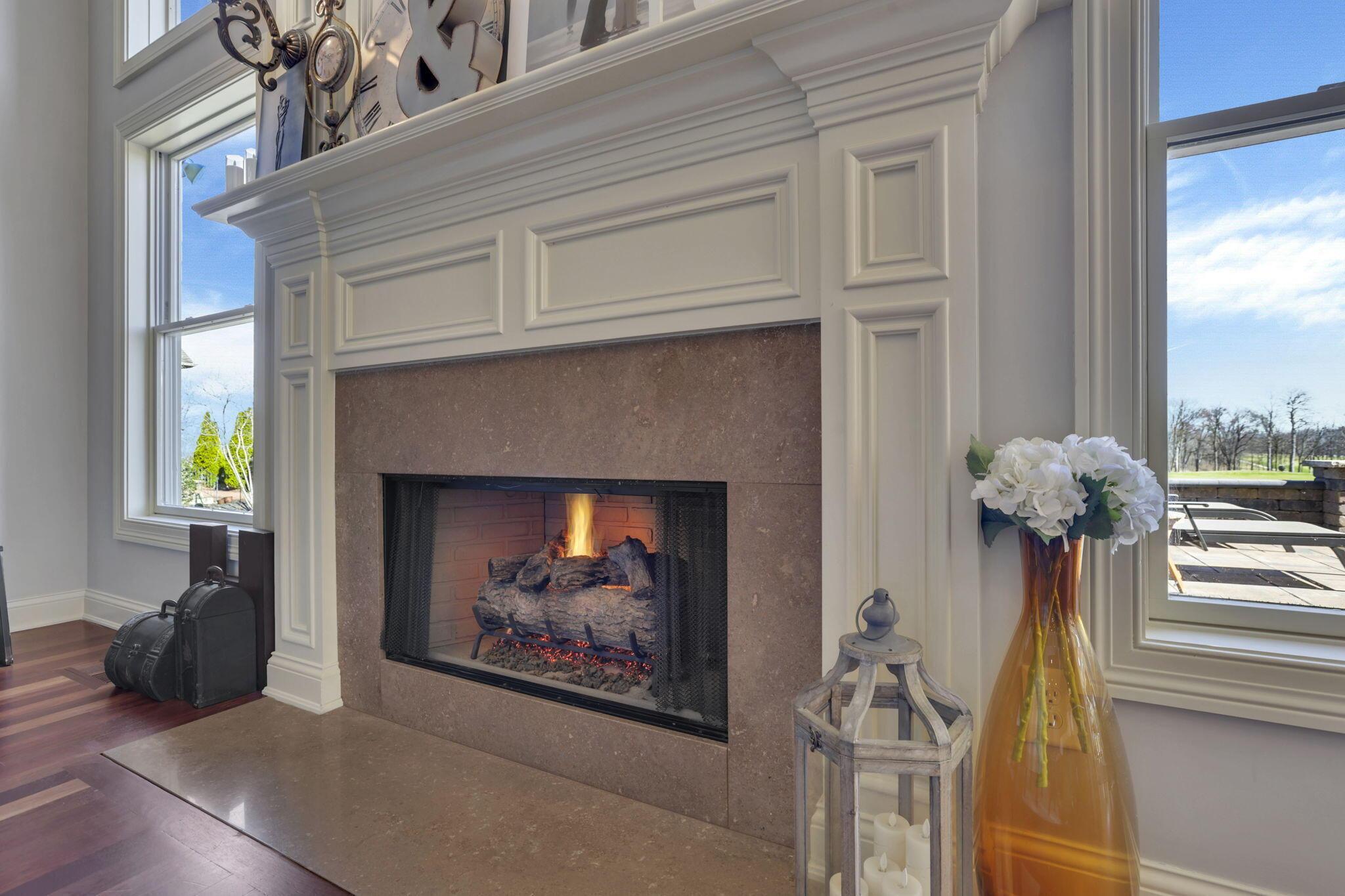 4607 Hirth Hill Road E Property Photo 16