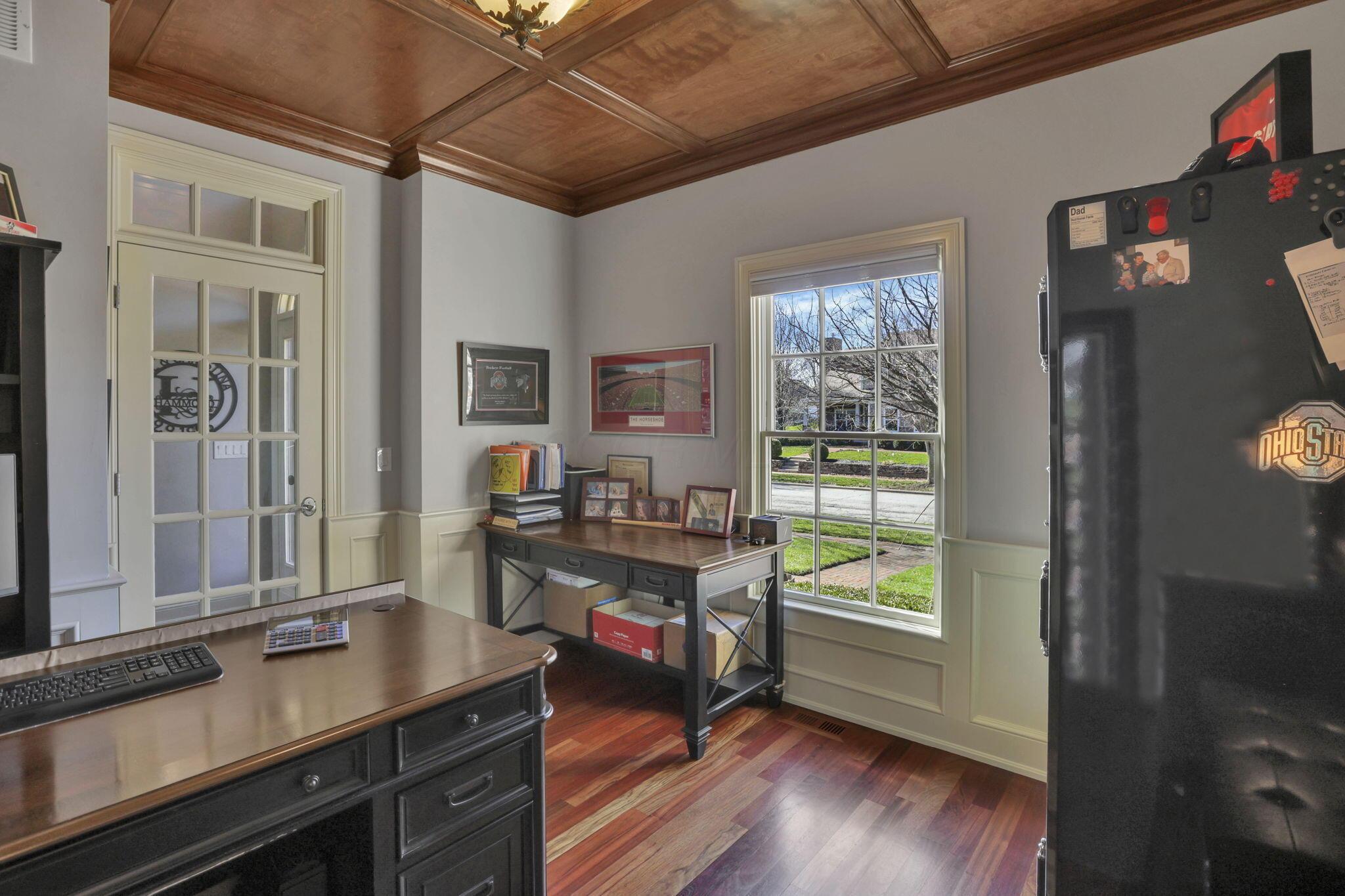 4607 Hirth Hill Road E Property Photo 22