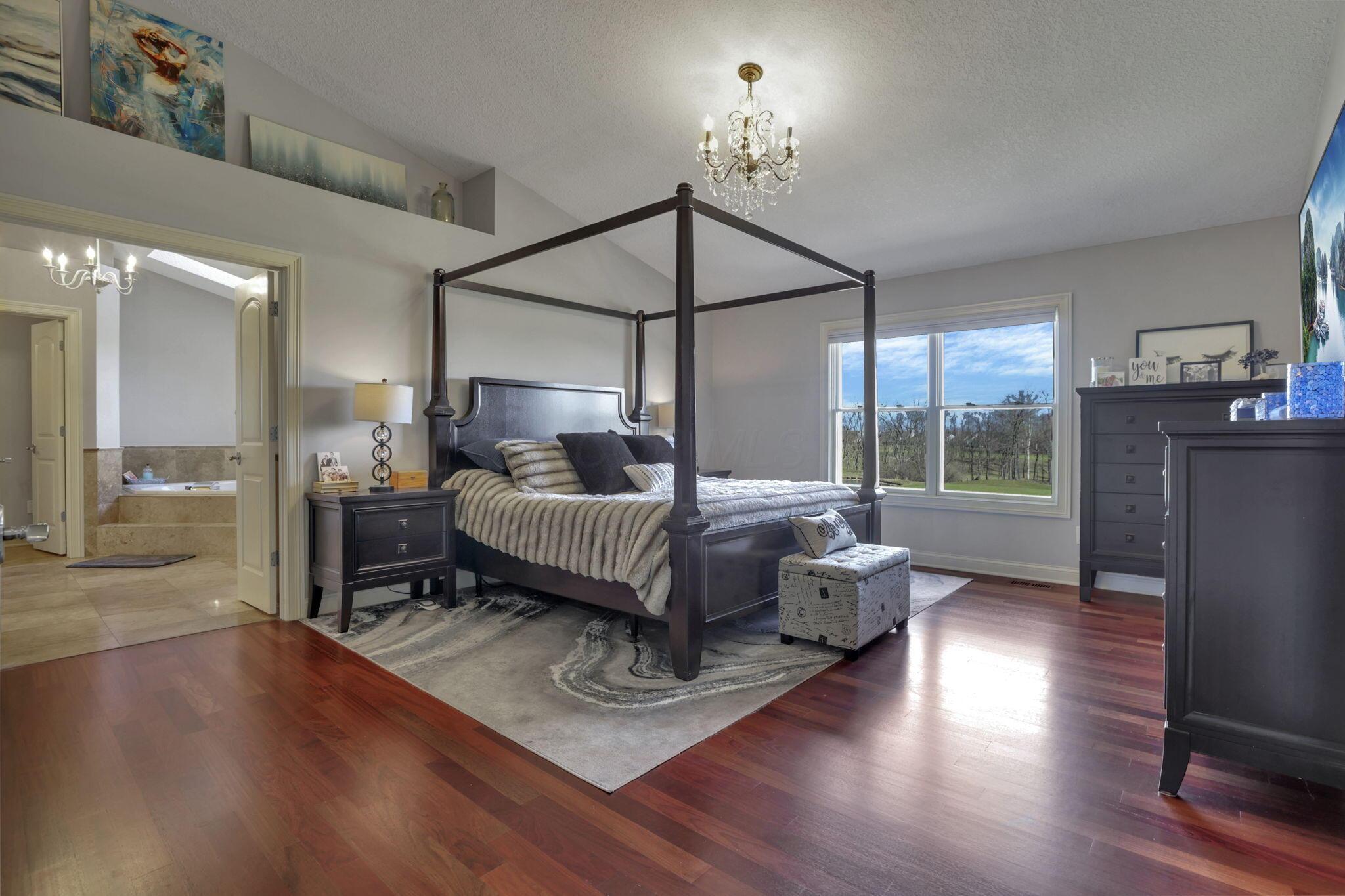4607 Hirth Hill Road E Property Photo 24