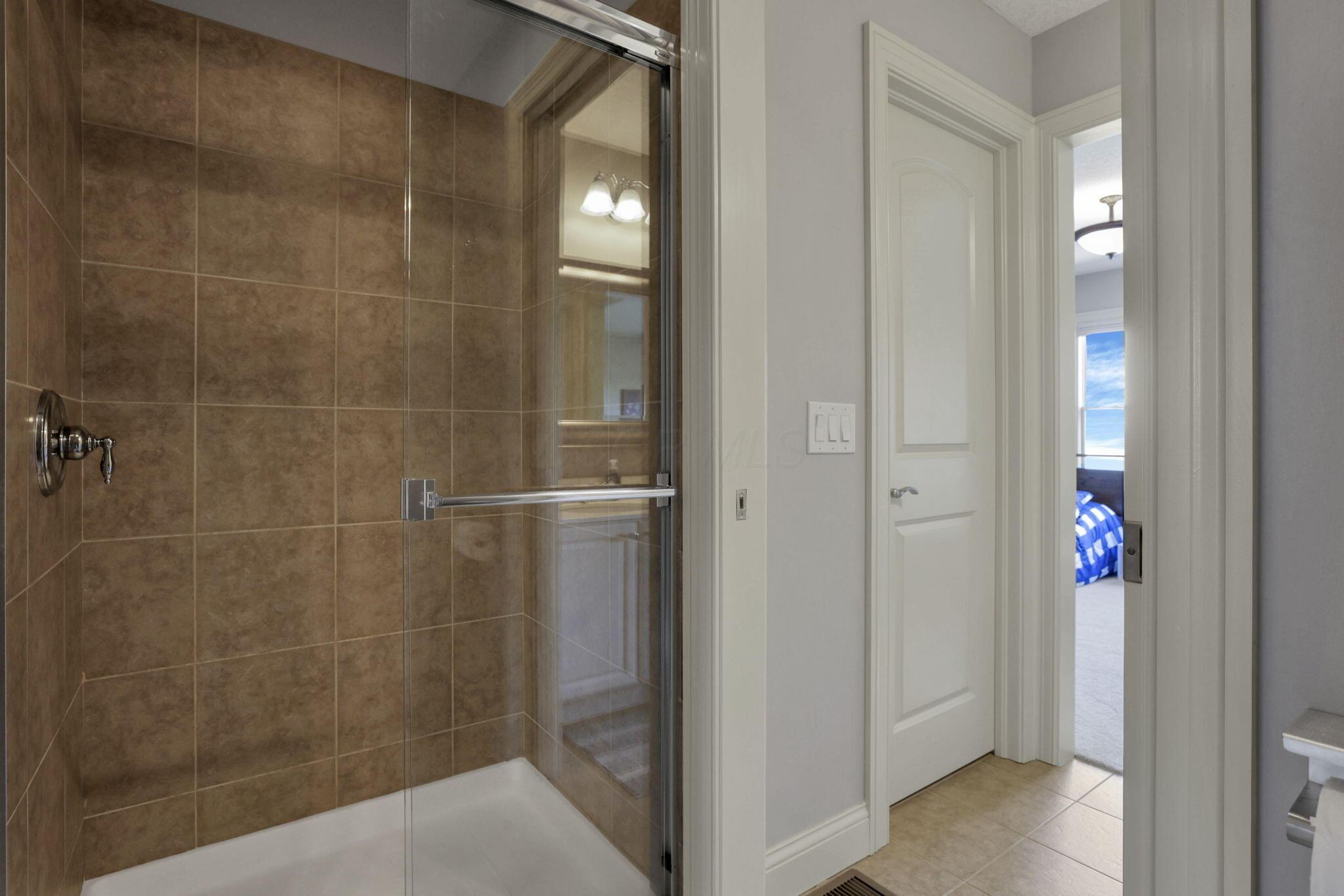 4607 Hirth Hill Road E Property Photo 40