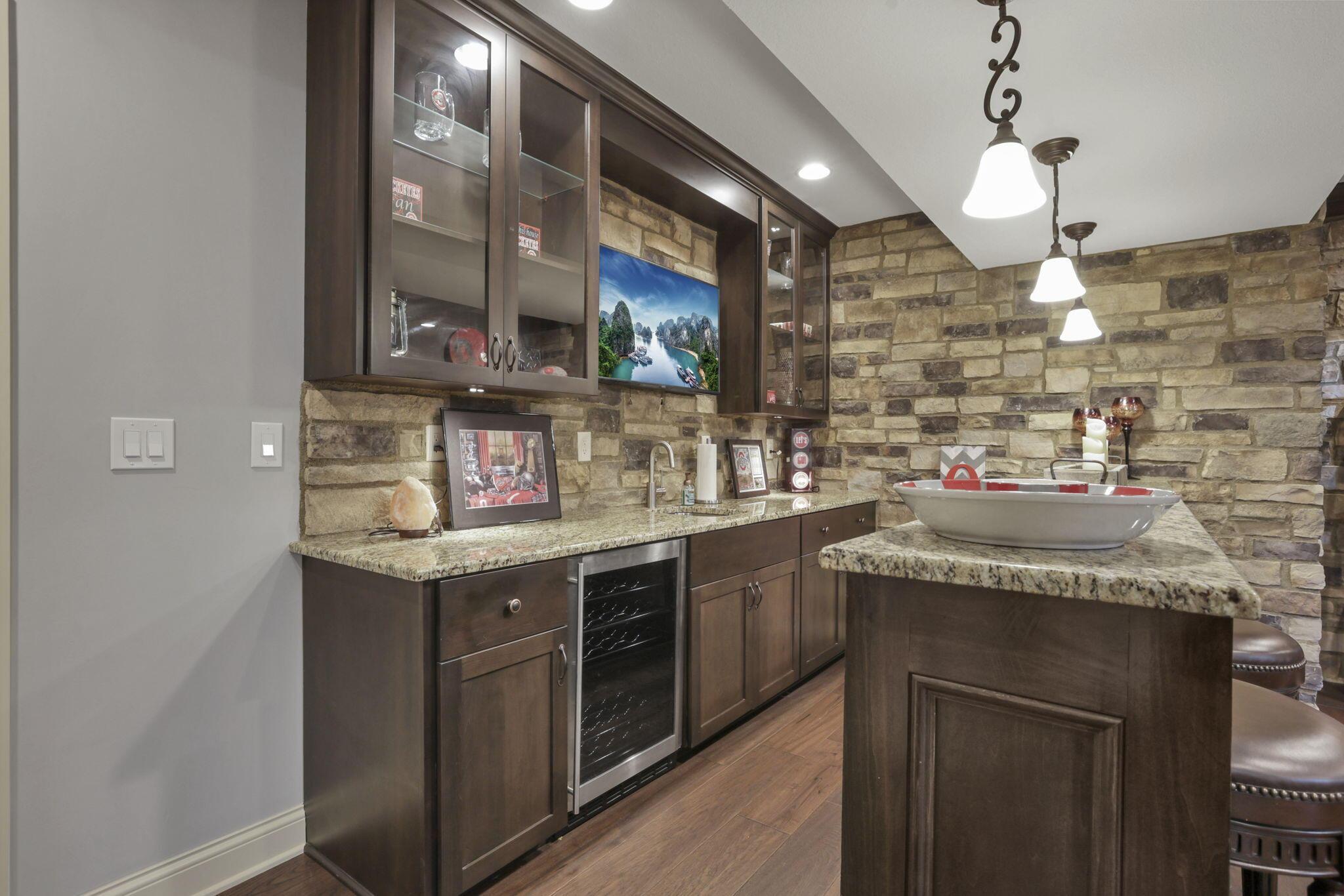 4607 Hirth Hill Road E Property Photo 62