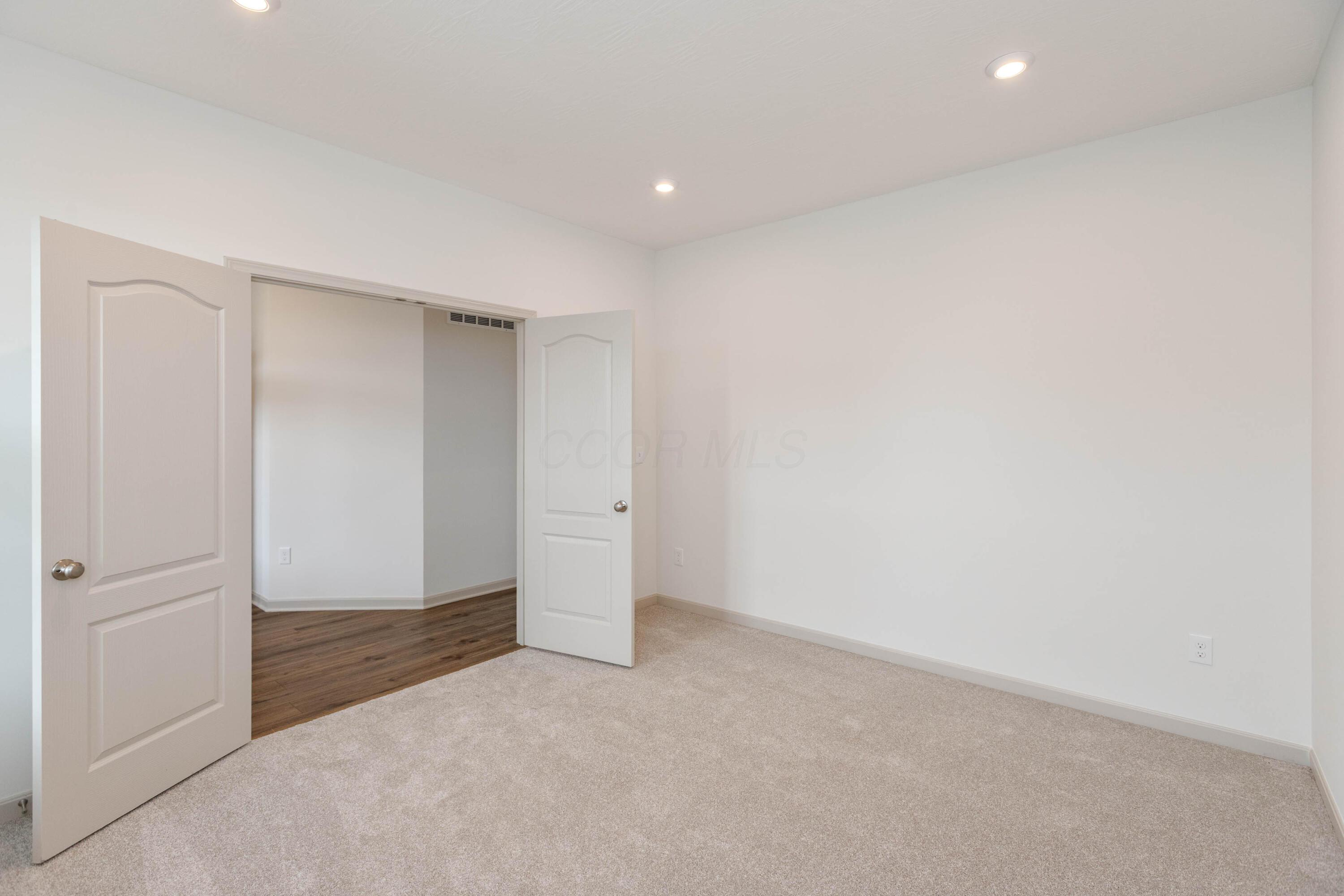 216 Painter Street Property Photo 18